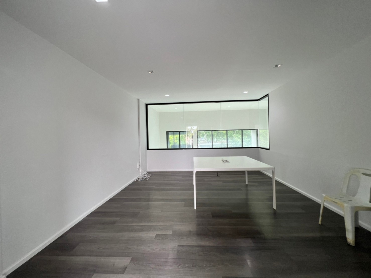 ขายโฮมออฟฟิศ สูง 3 ชั้นครึ่ง 2 คูหา หลังมุม ในโครงการ Cascade Bangna บนทำเล ถนน บางนา-ตราด กม.5 ขาเข้าถนนสุขุมวิท