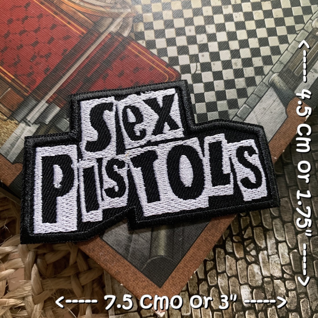 Sex Pistols วงดนตรี ร็อค เฮฟวี่เมทัล พังค์ ตัวรีดแบบปัก อาร์มปัก ตัวรีดติดเสื้อ ตัวรีด ติดกระเป๋า ติดหมวก ติดแจ๊คเก็ต Rock Iron on Embroidered Patch