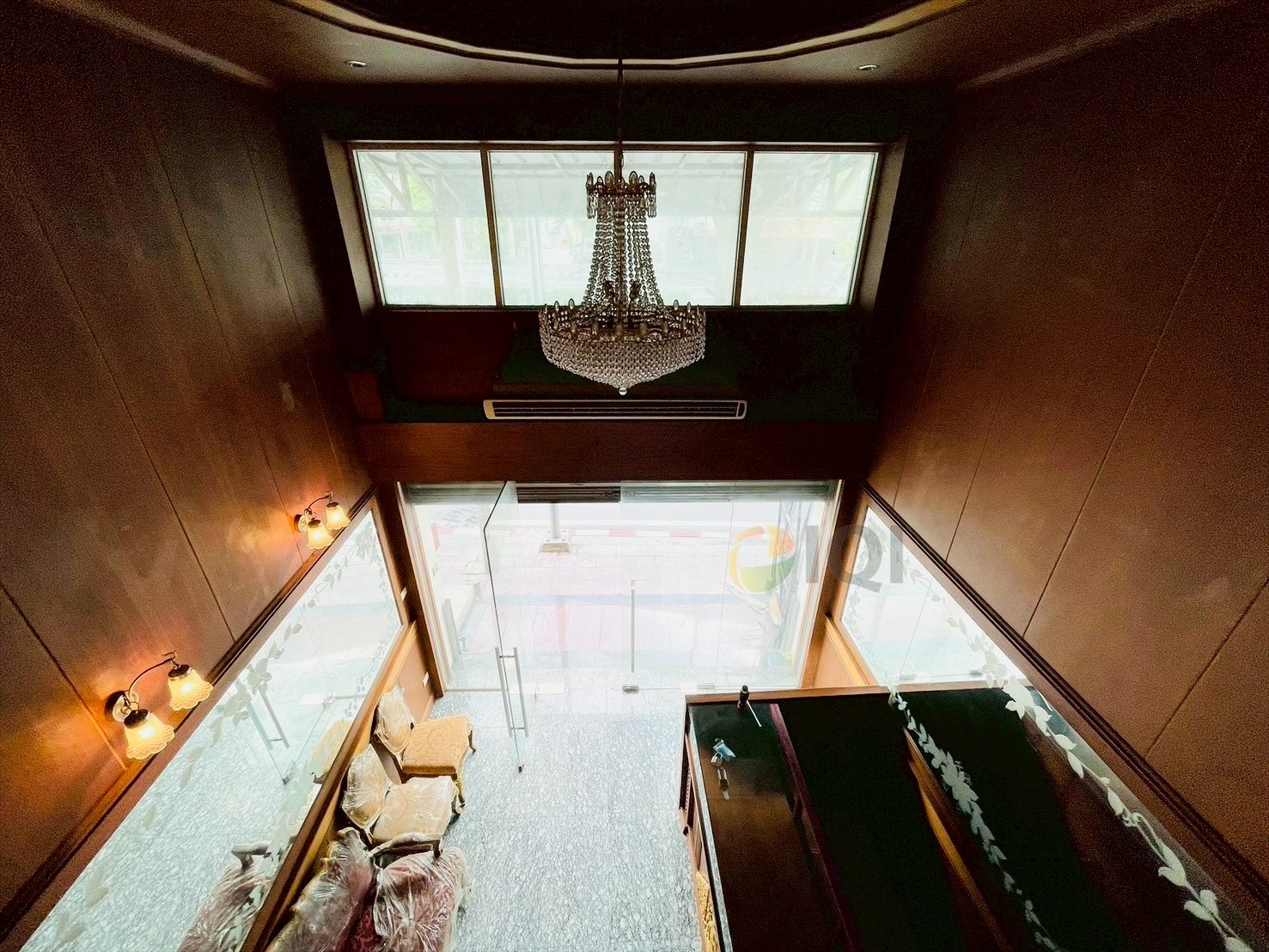 ขายอาคารพาณิชย์ 5 ชั้นครึ่ง ติดถนนอรุณอมรินทร์ ทำเลดีสามารถทำธุรกิจได้หลายอย่าง