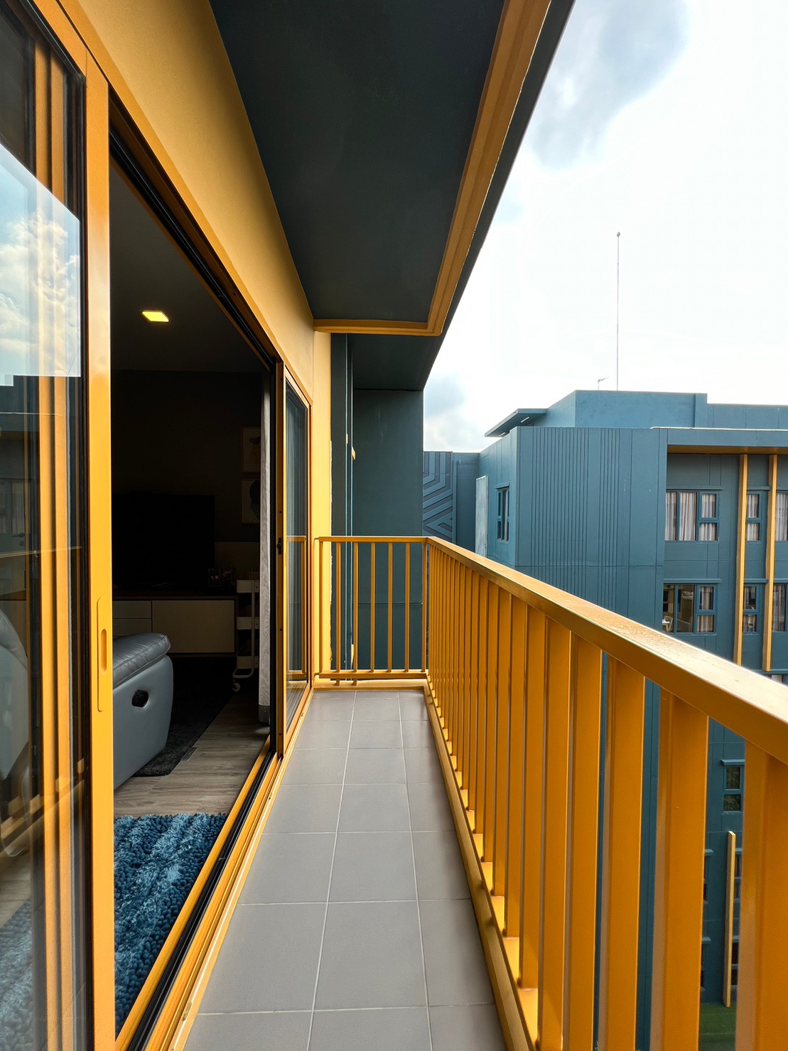 ขายเดอะ เบส สุขุมวิท 50 ขนาด 2 ห้องนอน บีทีเอส อ่อนนุช