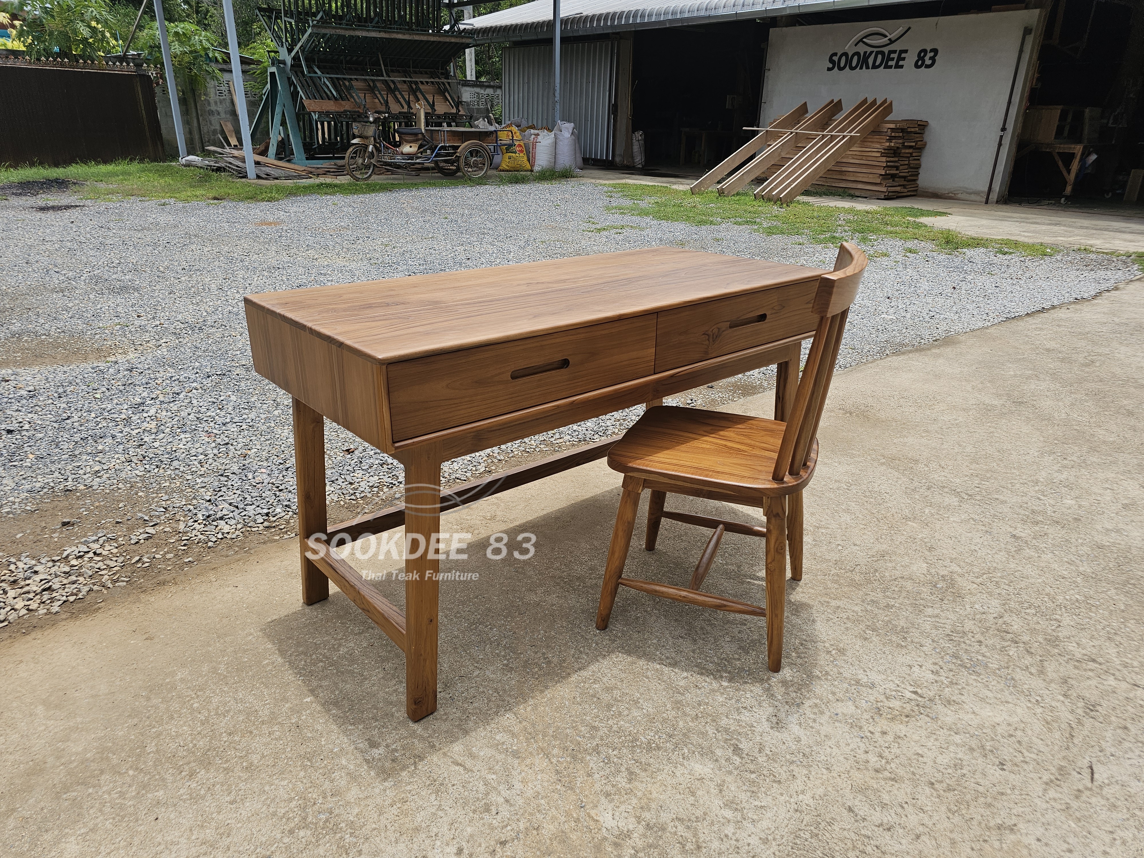 โต๊ะทำงานสไตล์มินิมอล 1.50 ม. พร้อมเก้าอี้