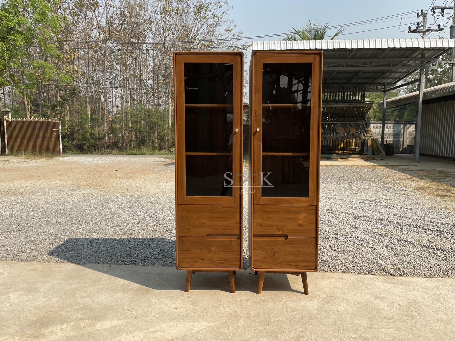 ตู้หนังสือมินิมอล