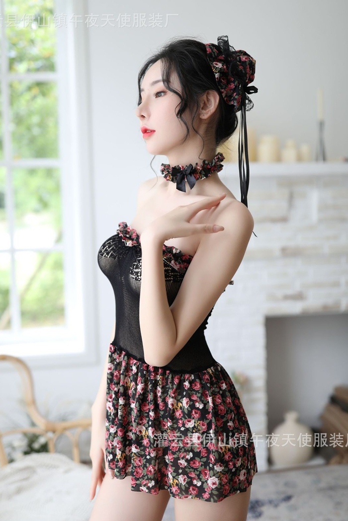 K319 ชุดตาข่ายแฟนซี ชุดตาข่ายสไตล์คอสเพลย์มาในแบบเดรสเกาะอกกระโปรงสั้นเซ็กซี่ ตัวชุดมาพร้อมกับหมวกสวยๆ ปลอกคอและถุงน่องตาข่ายอีก1คู่ตามรูป ***รหัสนี้แนะนำเลยค่ะ กระโปรงผ้านิ่มมากๆ (ในหุ่นใส่สลับหน้า-หลังให้ดูนะคะ)