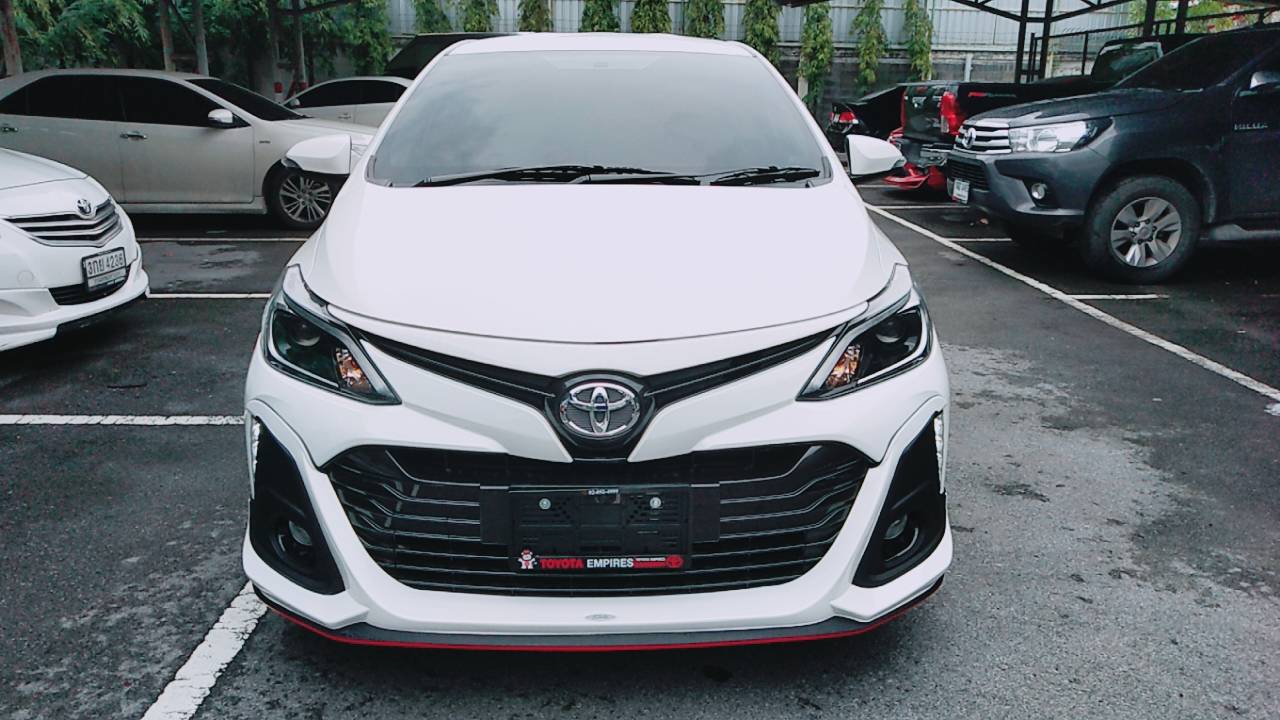 ชุดแต่ง Vios 2017 รุ่น Santo ชุด 5 ชิ้น(สปอยเลอร์)