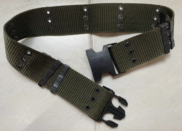 อุปกรณ์ฝึก ภาคสนาม รด 6 อย่าง รวม ถุงนอนหนา (แถมฟรี ที่อุดหู)