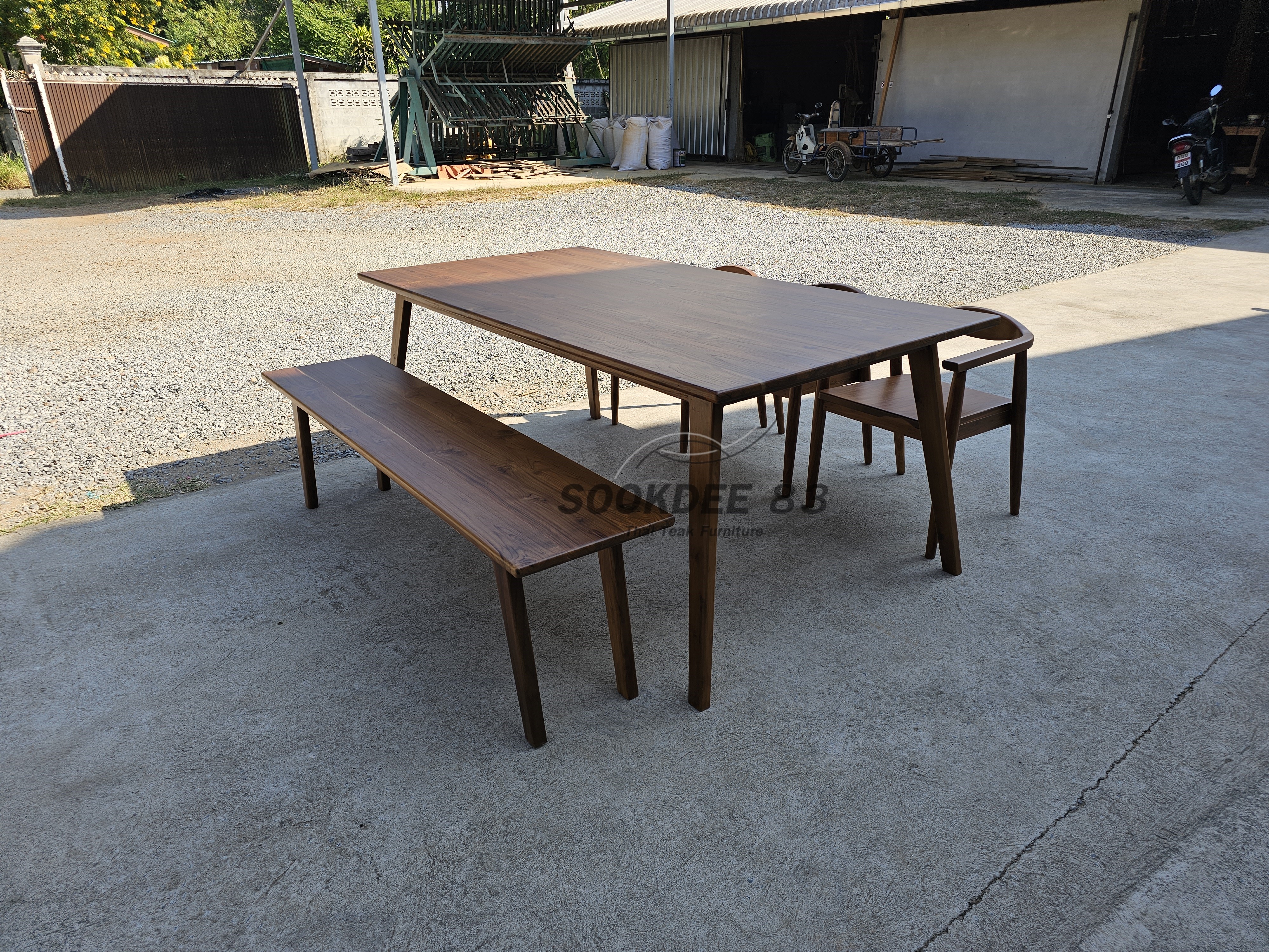 ชุดโต๊ะกินข้าวขาเหลี่ยม มานั่งยาว เก้าอี้ฮ่องกง