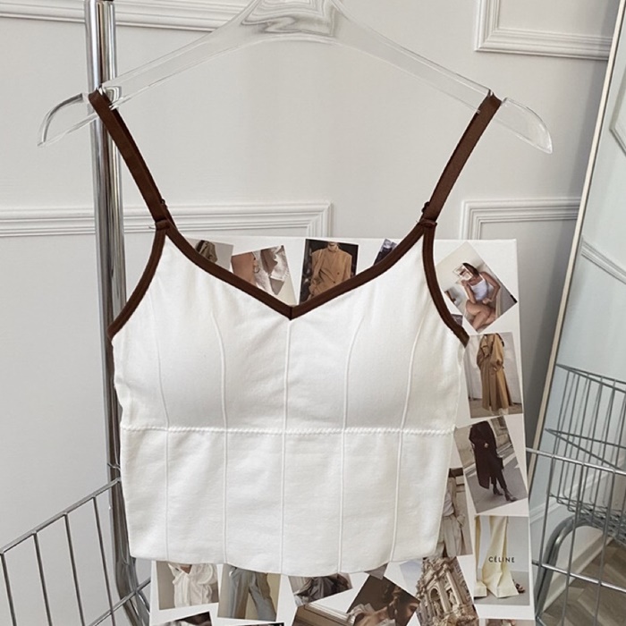 NA201 เสื้อบราสายเดี่ยวเอวลอยเซ็กซี่ จะใส่เป็นเสื้อแฟชั่นหรือเสื้อซับในก็ได้ทุกสถานการณ์ ตรงหน้าอกด้านในเป็นฟองน้ำมีช่องสามารถถอดออกได้ ตัวเสื้อเป็นผ้ายืดขยายได้ค่อนข้างดีใส่แล้วรัดรูปเข้าทรงสวยเลยค่ะ