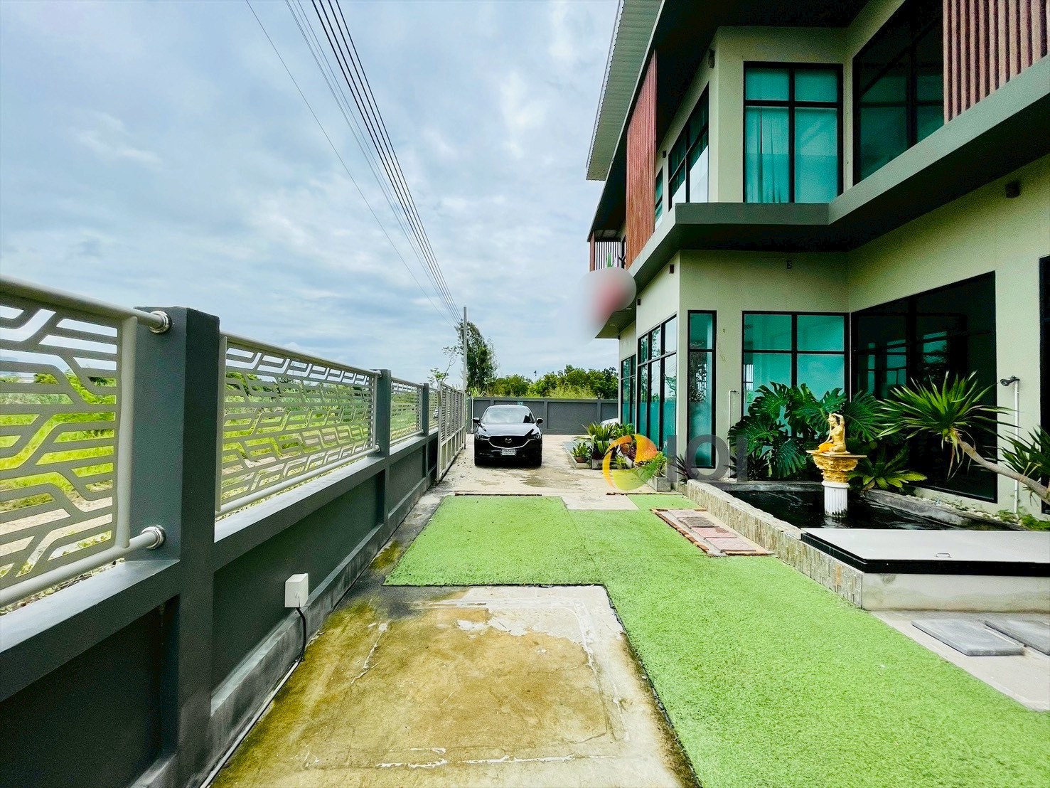 ขายที่ดินพร้อมสำนักงาน 2 ชั้นและคลังสินค้า เนื้อที่ 1 ไร่ ถนนบัวนครินทร์ บางนาตราด