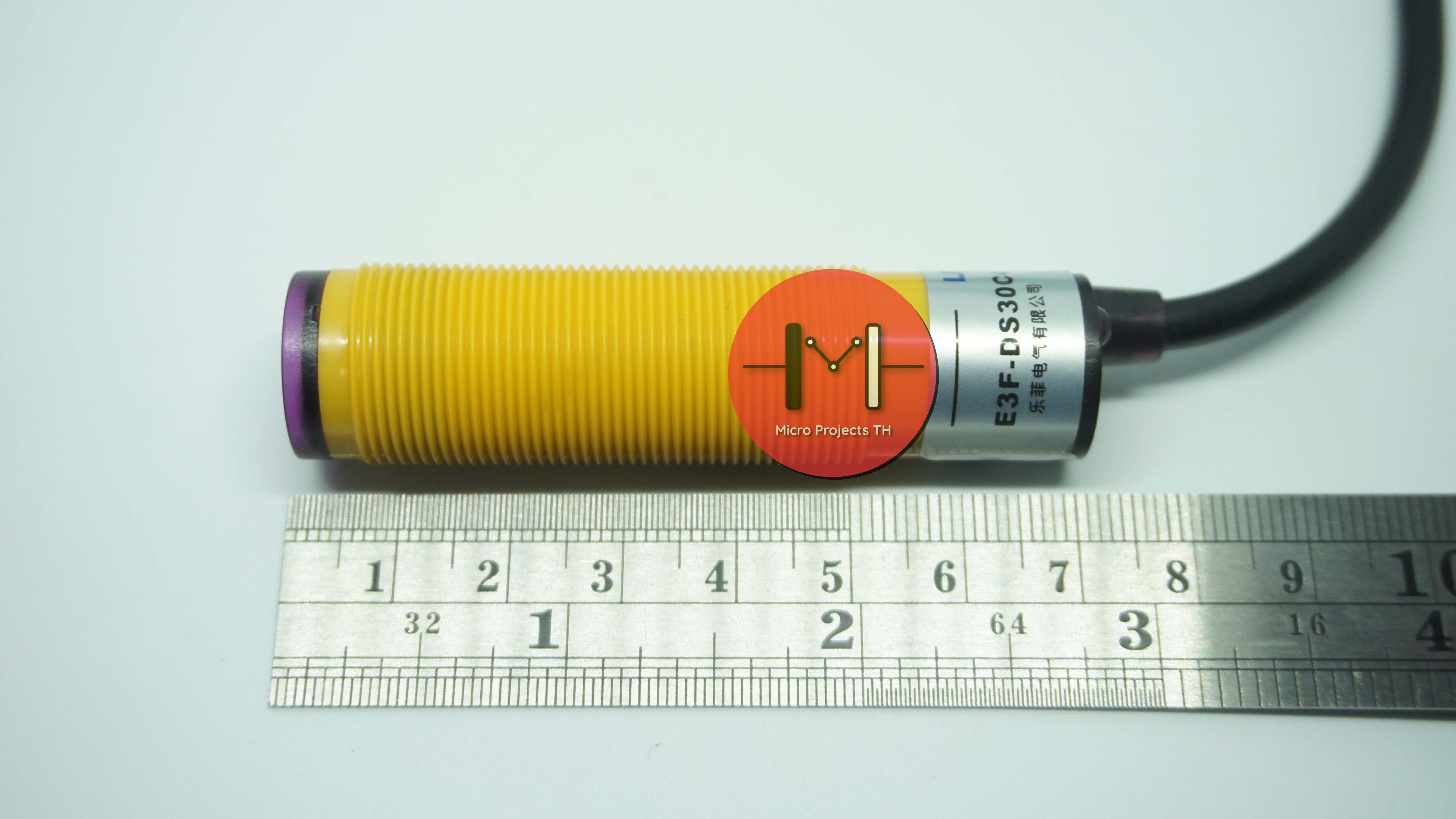 เซ็นเซอร์ตรวจจับวัตถุ E3F-DS30C4 proximity switch DC 6-36V NPN