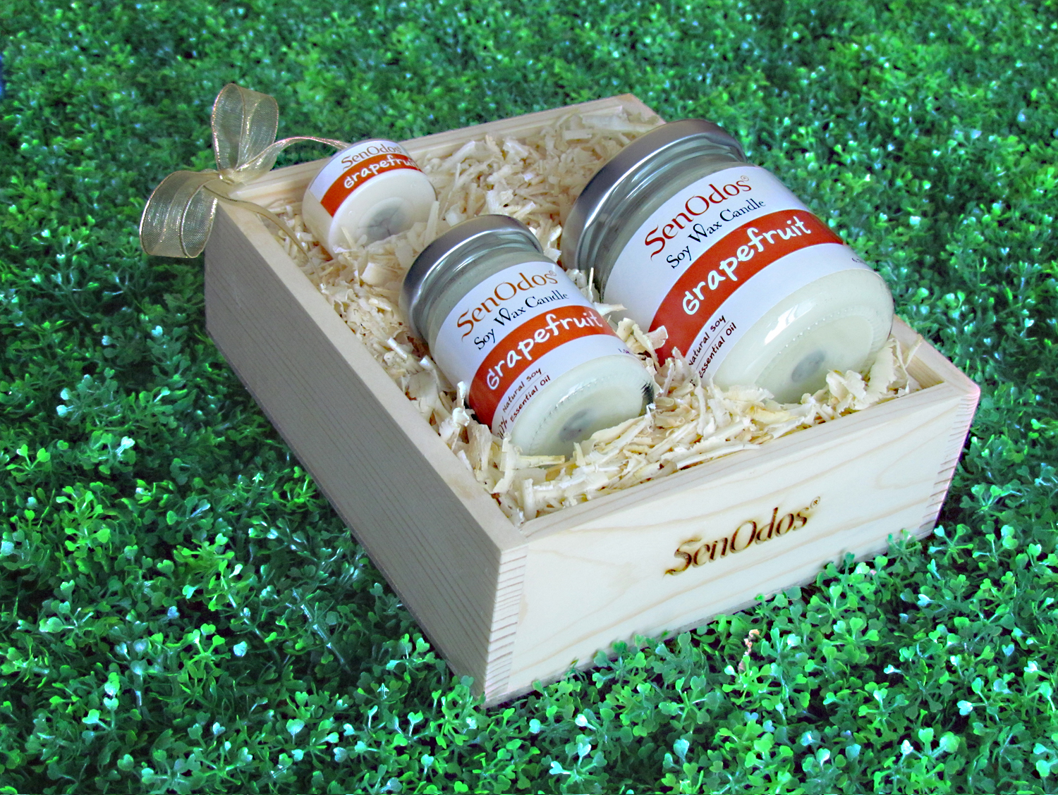 SenOdos Lover Set ชุดของขวัญ ชุดกิ๊ฟเซ็ต Gift Set เทียนหอม อโรม่า Grapefruit Scented Soy Candle Aroma Set ชุดเทียนกลิ่นเกรปฟรุ้ตแท้ บรรจุในกล่องไม้สน รูปทรงเหลี่ยม สวยงาม คุณภาพดี นำเข้าจากนิวซีแลนด์