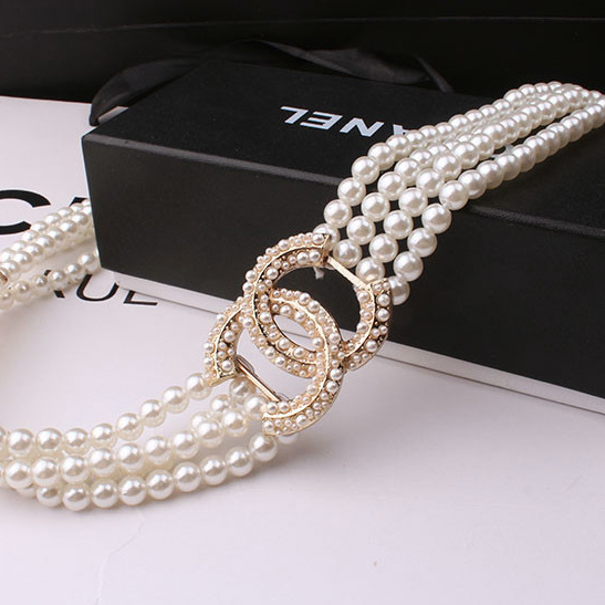 เข็มขัดมุกสีขาว หัวเข็มขัดสีทองประดับมุกสีขาวChanel ส่งฟรี ems