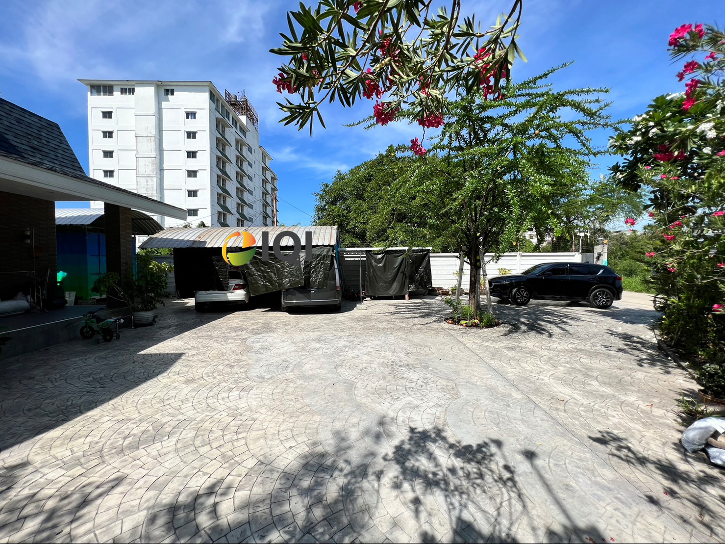 ขาย บ้านเดี่ยวปลูกสร้างเอง สุขุมวิท 107 ซอยแบริ่ง 41 ใกล้ BTS แบริ่ง