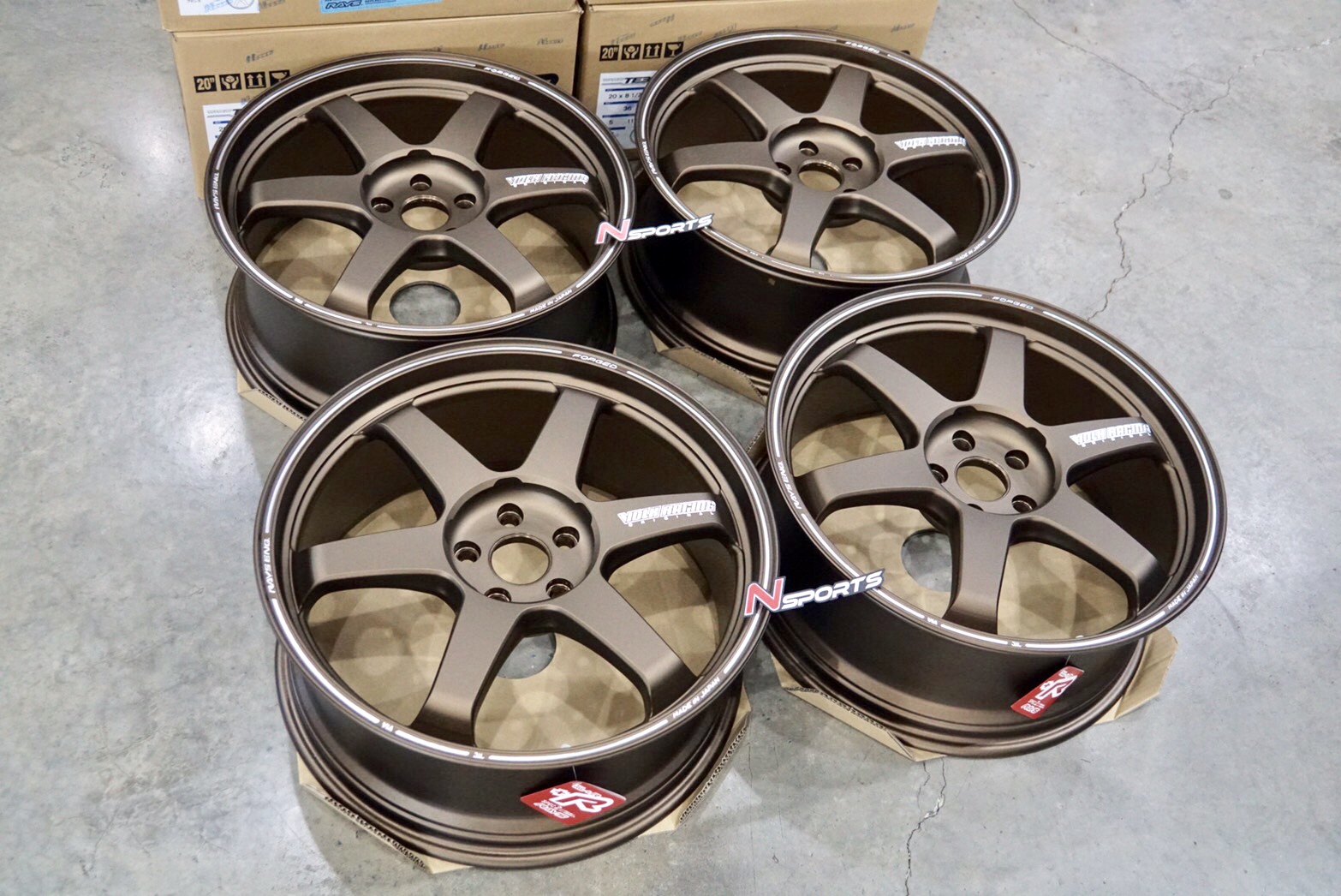 ล้อเรย์ Rays TE37UL 20x8.5+36 5-114.3 Bronze