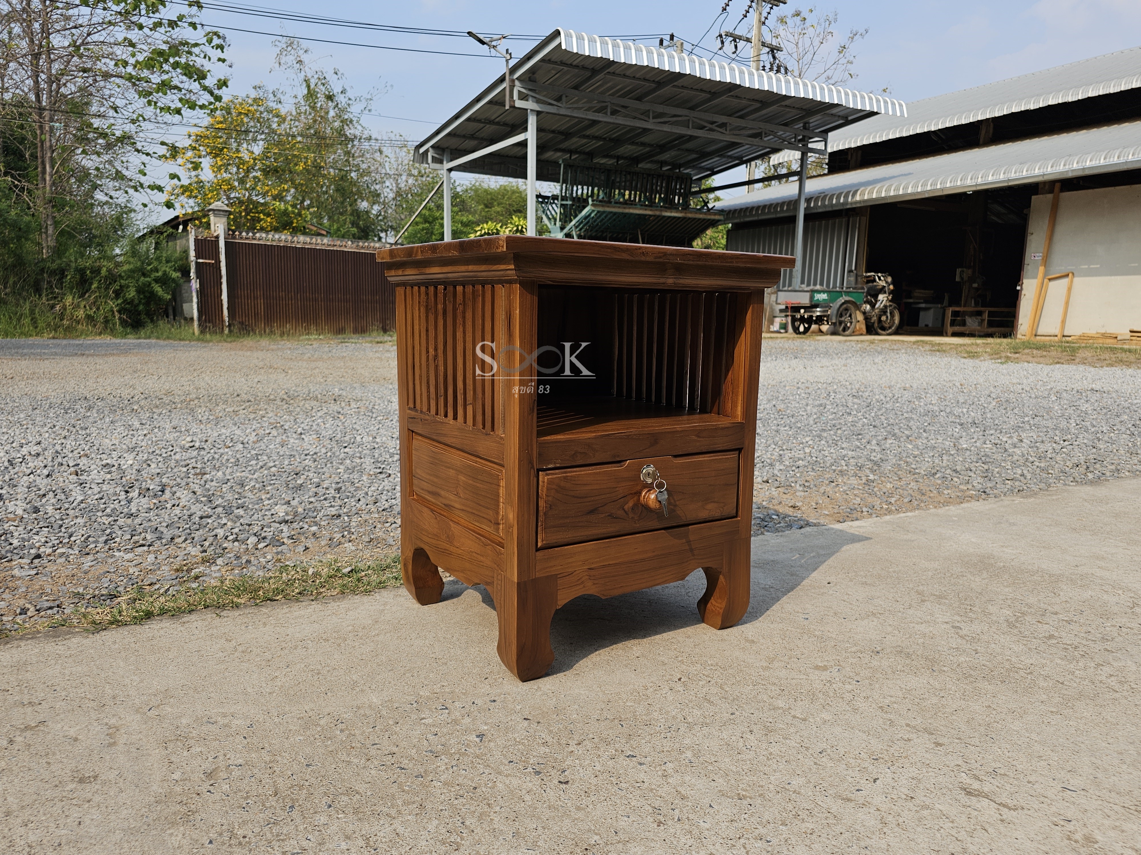 ตู้หัวเตียงข้างซี่ ลิ้นชักล่าง