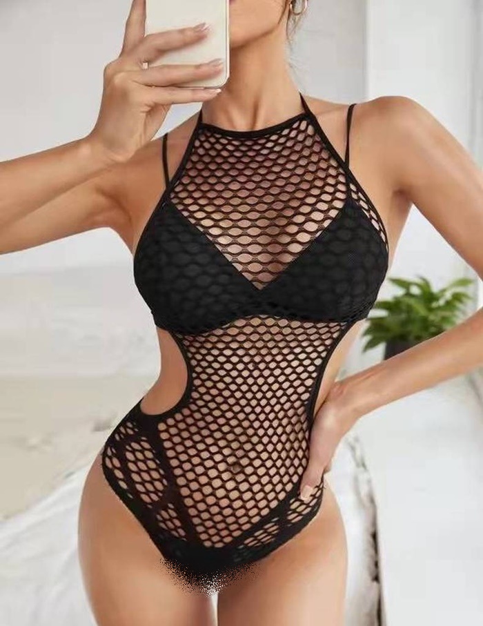K152 ชุดตาข่ายเซ็กซี่ ชุดตาข่ายสีดำ บอดี้สูทตาข่าย ชุดว่ายน้ำตาข่าย สวมใส่แบบผูกคล้องคอและหลัง ด้านหลังเปิดเว้าเต็มแผ่นหลังตามรูปถ่ายสินค้าจริง ***เฉพาะชุดตาข่ายไม่รวมอุปกรณ์สวมใส่อย่างอื่น