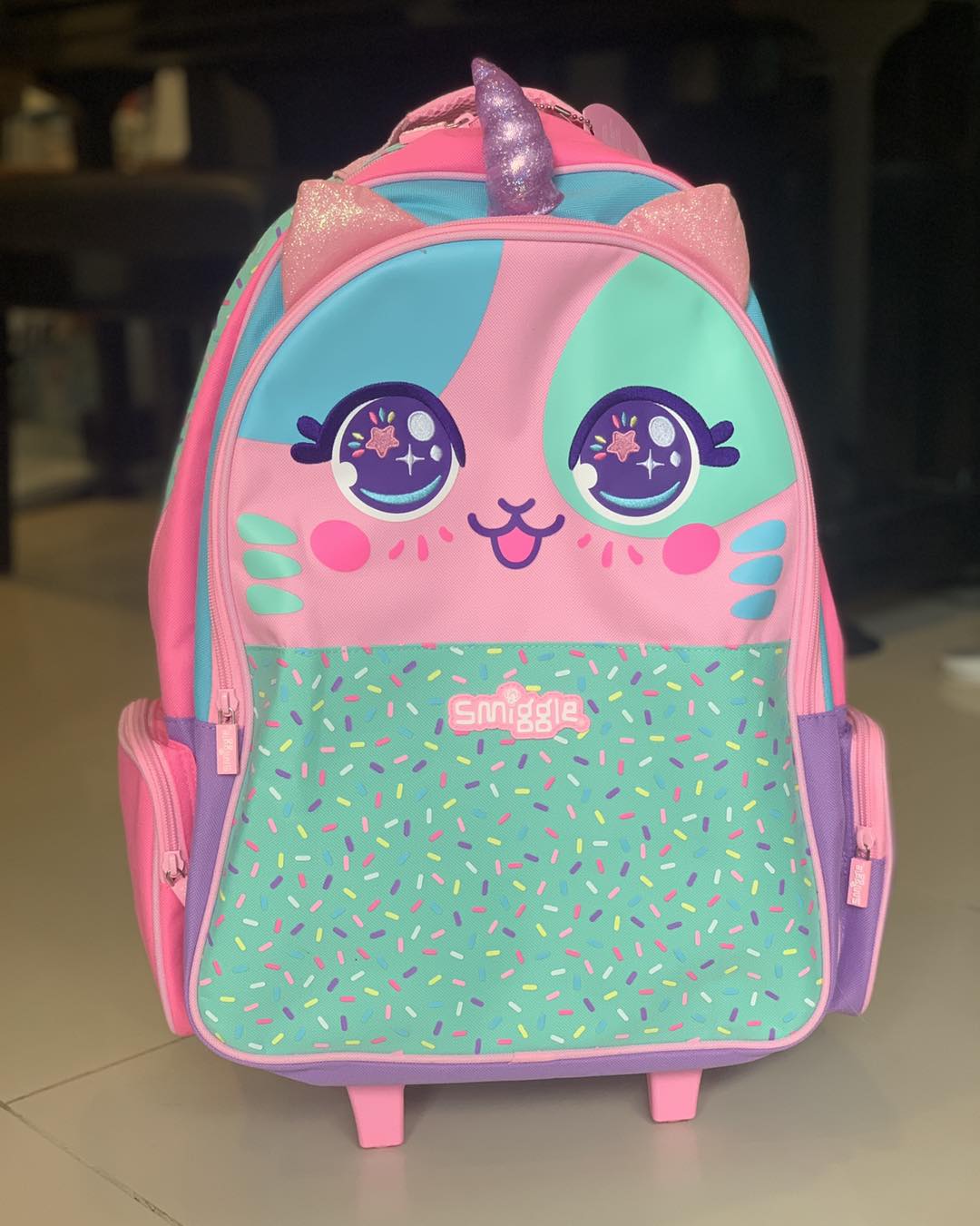 เป้ล้อลากมีไฟ Smiggle Light up Trolly backpack- Best Budz- ยูนิคอร์น