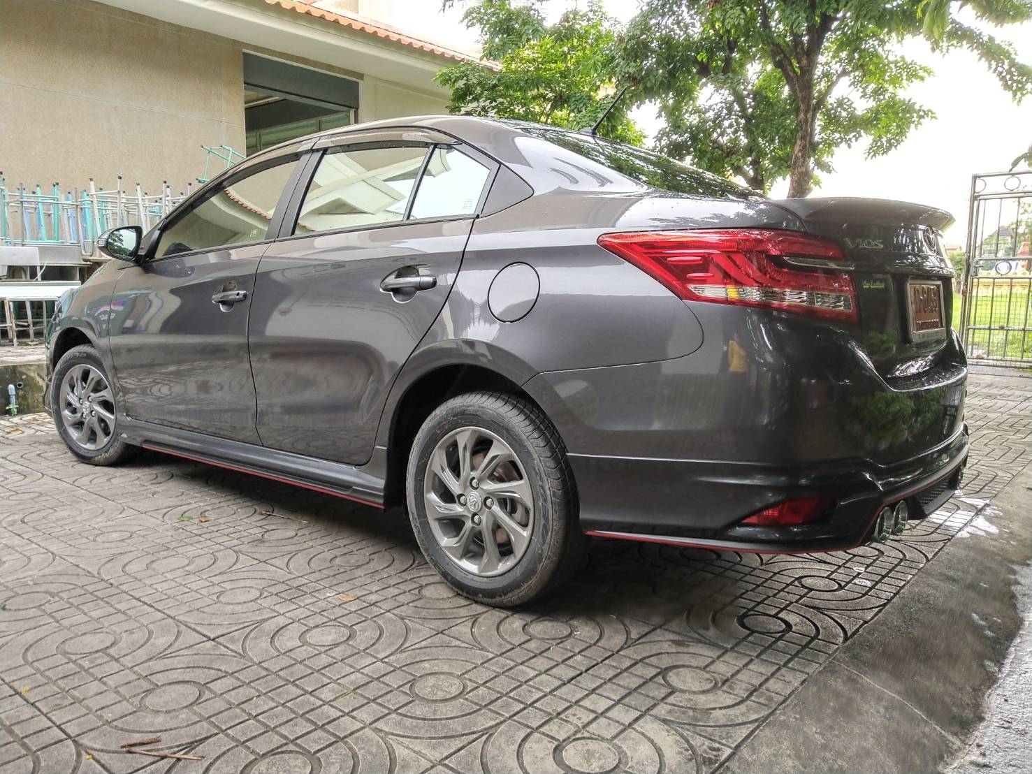 ชุดแต่ง Vios 2017 รุ่น Santo ชุด 5 ชิ้น(สปอยเลอร์)