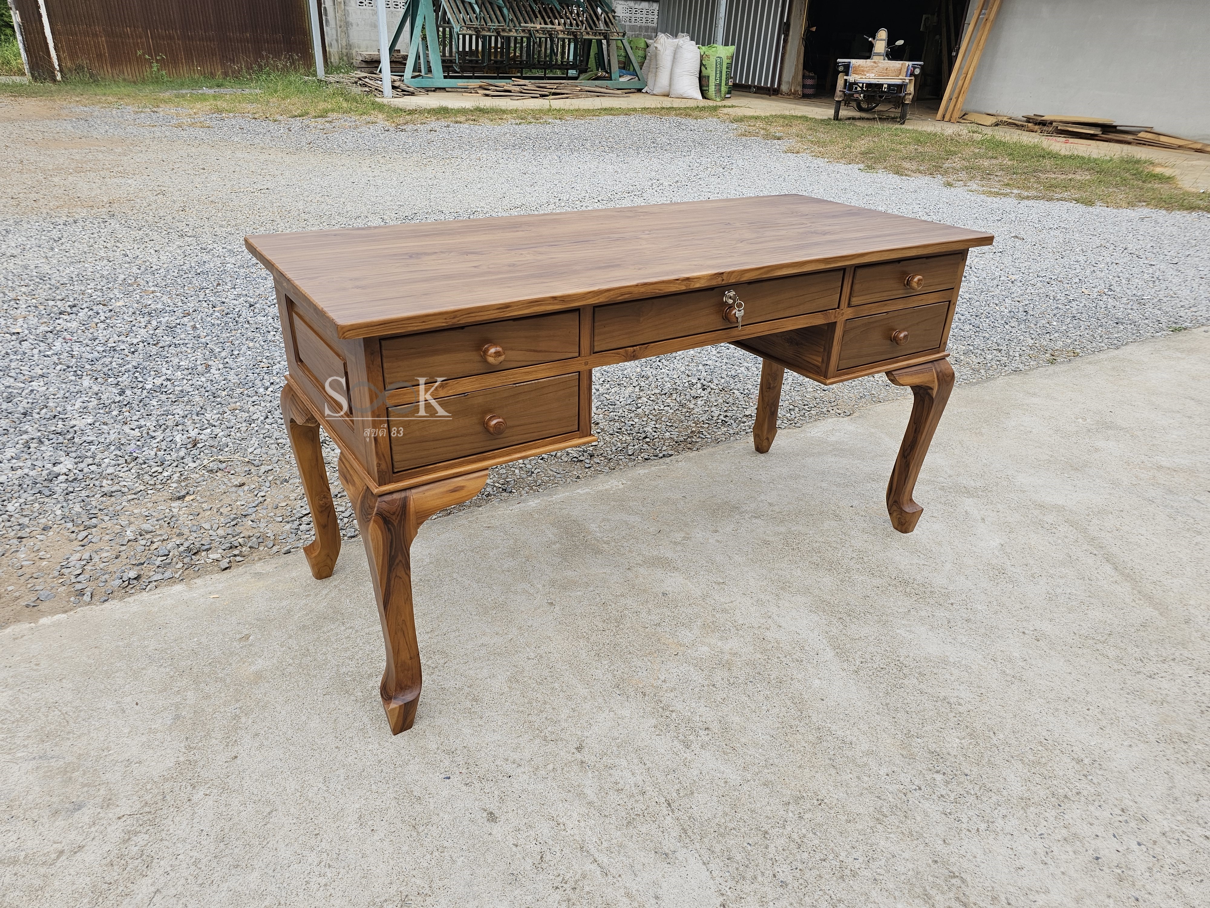 โต๊ะทำงานขาหลุยส์ 5 ลิ้นชัก