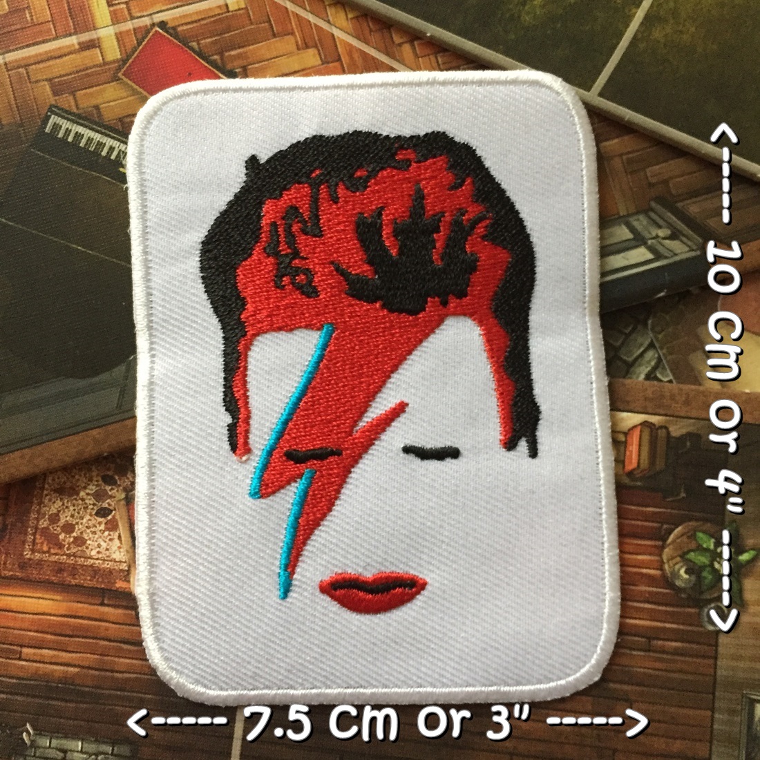 Bowie วงดนตรี ร็อค เฮฟวี่เมทัล พังค์ ตัวรีดแบบปัก อาร์มปัก ตัวรีดติดเสื้อ ตัวรีด ติดกระเป๋า ติดหมวก ติดแจ๊คเก็ต Rock Iron on Embroidered Patch