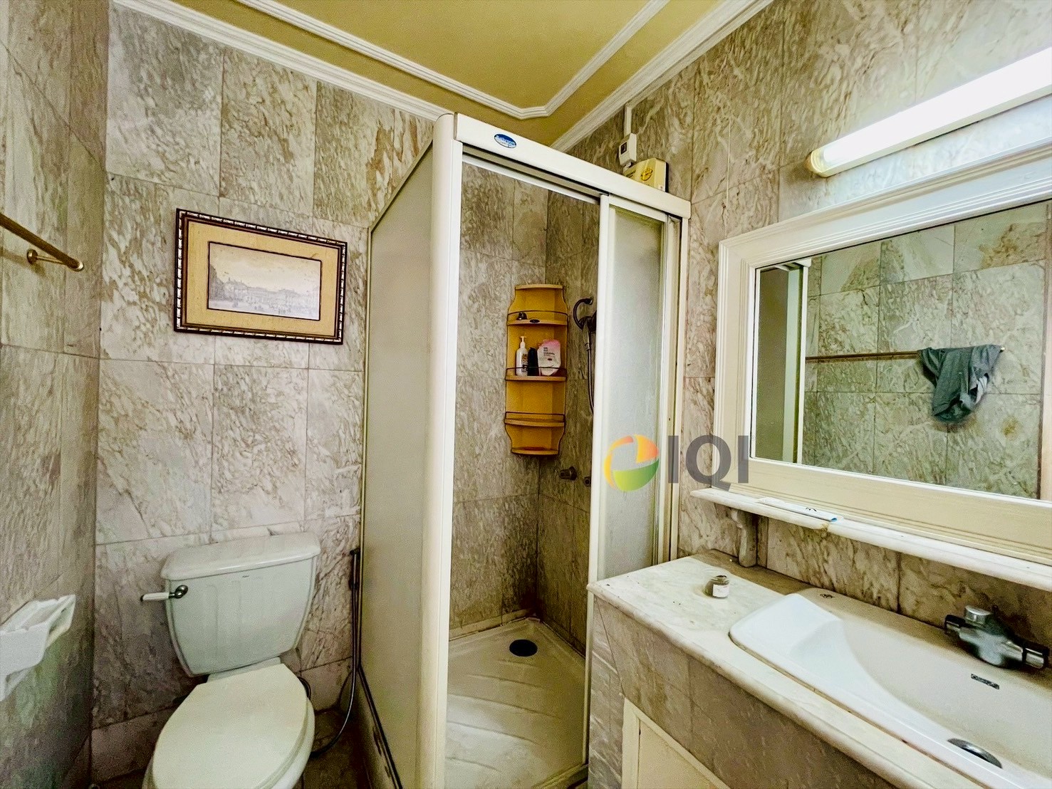 ขายทาวน์เฮ้าส์ 5 ชั้น ทรงโรมัน ถนนวิภาวดี ซอย 2 ทางเข้าหลักของมหาวิทยาลัยหอการค้าไทย