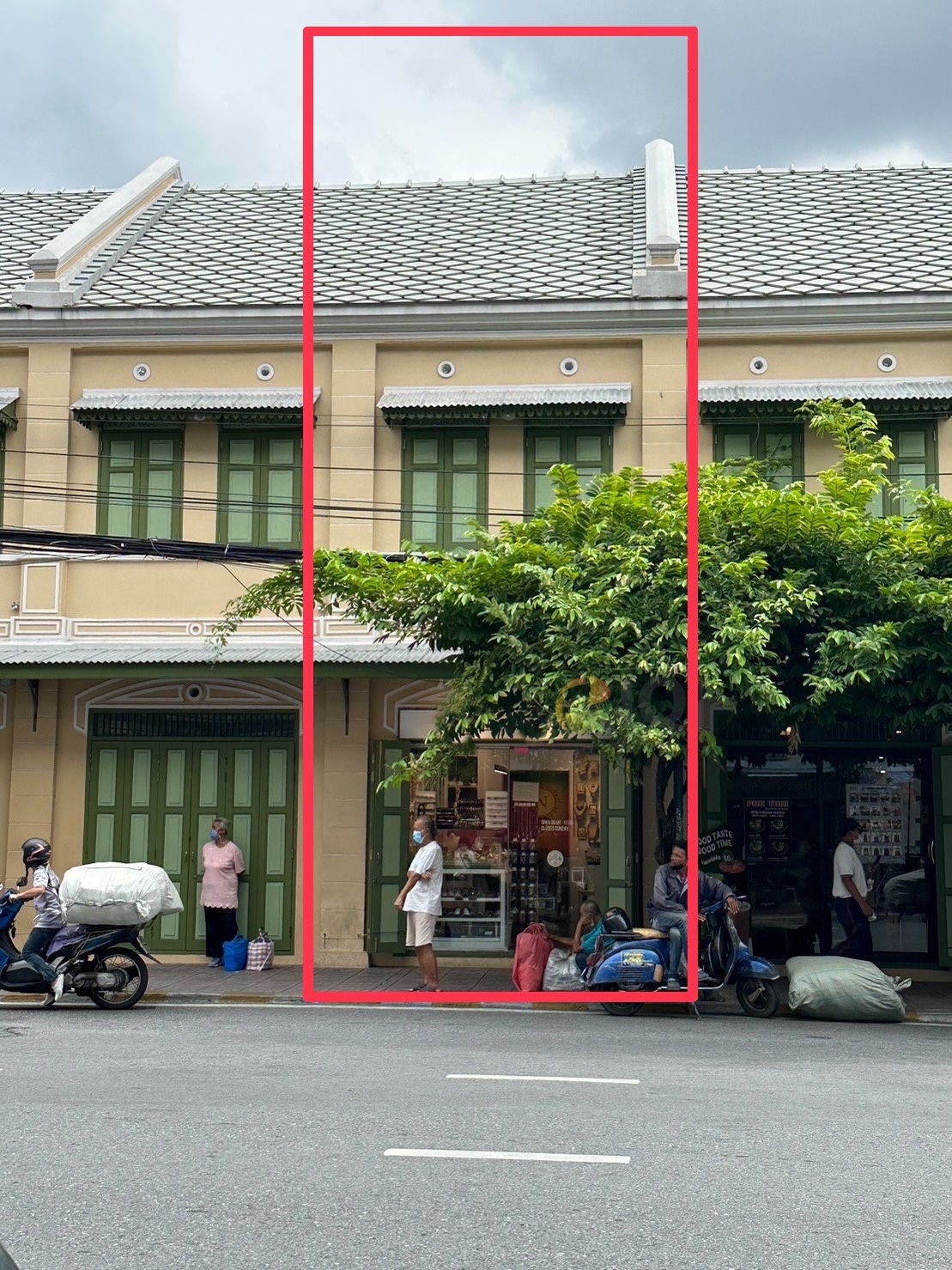 เซ้งสิทธิ์ อาคารพาณิชย์ 1 คูหา 2 ชั้นครึ่ง ริมถนนเยาวราช ติดตลาดสำเพ็ง