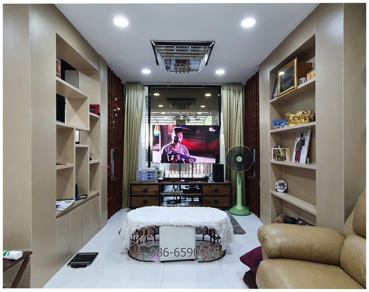 ขายบ้านเดี่ยว 2 ชั้น ลาดพร้าว 101 พื้นที่ 58 ตร.ว. 2 ห้องนอน 1 ห้องออฟฟิศ 3 ห้องน้ำ ที่จอดรถพร้อมหลังคาจอดได้ 2 คัน แต่งหรูพร้อมอยู่