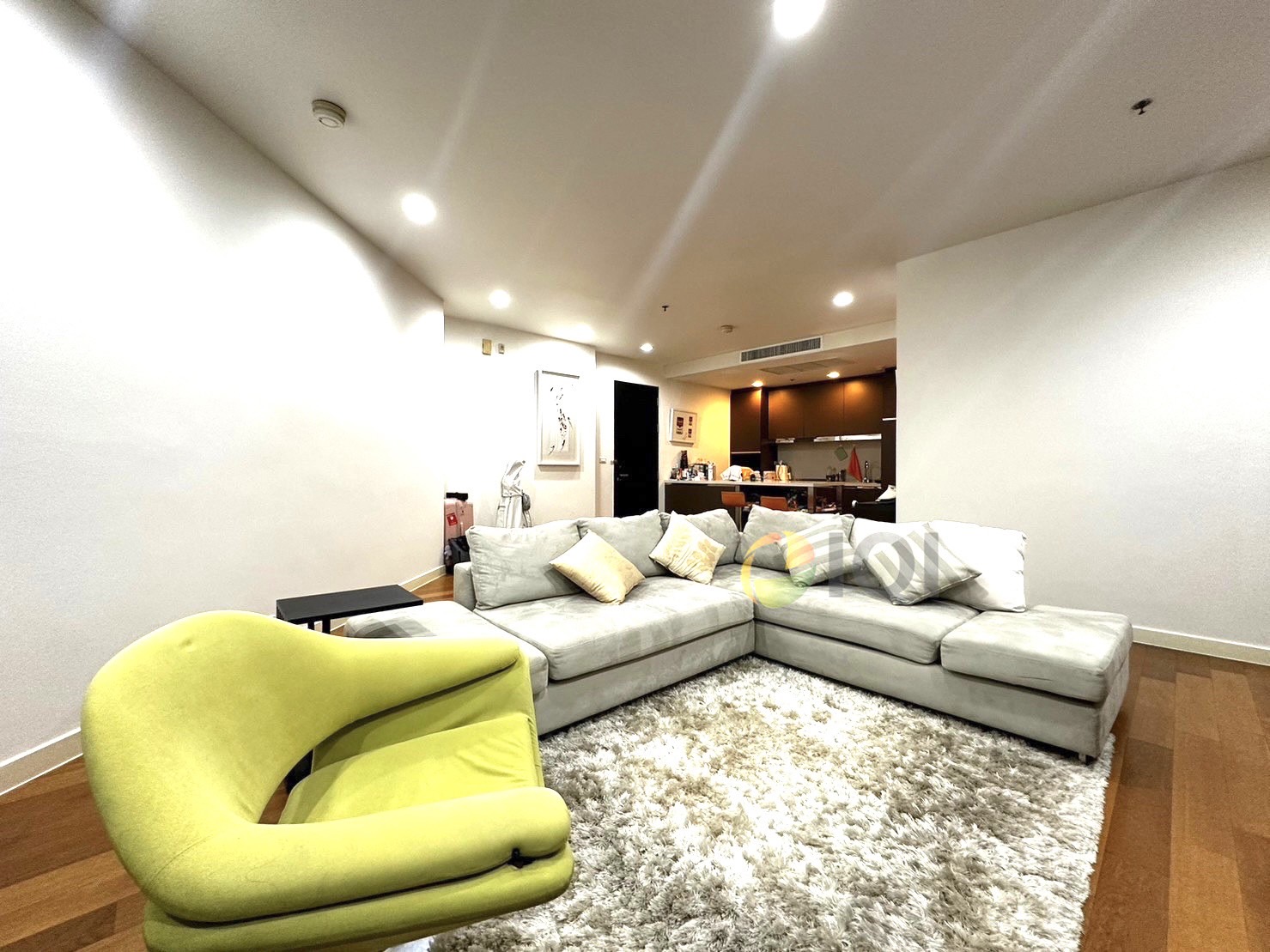 ขายคอนโด ชาเทรียม ริเวอร์ไซด์ เรสซิเด้นท์ ซอยเจริญกรุง 70 คอนโดหรูริมแม่น้ำ