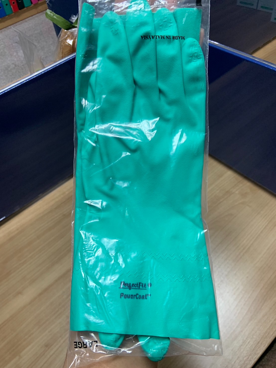 ถุงมือไนไตรกันความร้อน รุ่น NTG32 ยาว 12-13 นิ้ว หนา 31 มิว (0.80 มม.) (ต่อคู่)