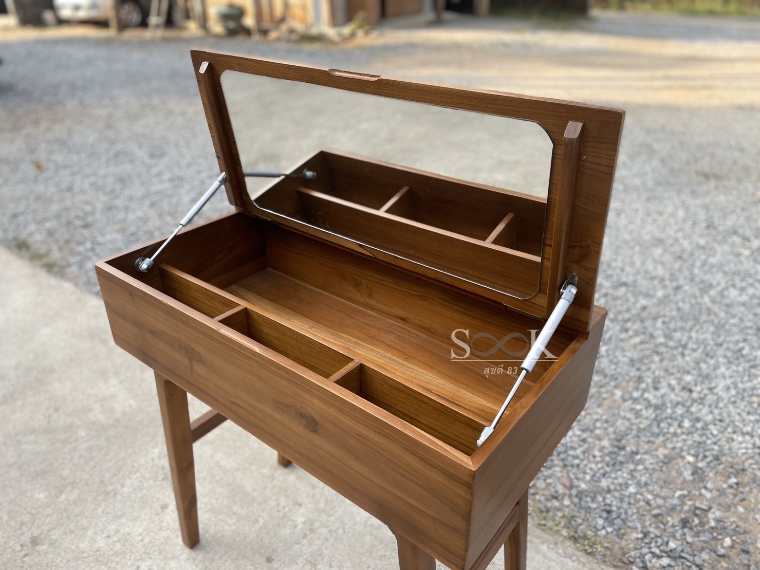 โต๊ะเครื่องแป้งท๊อปเปิดสวิง