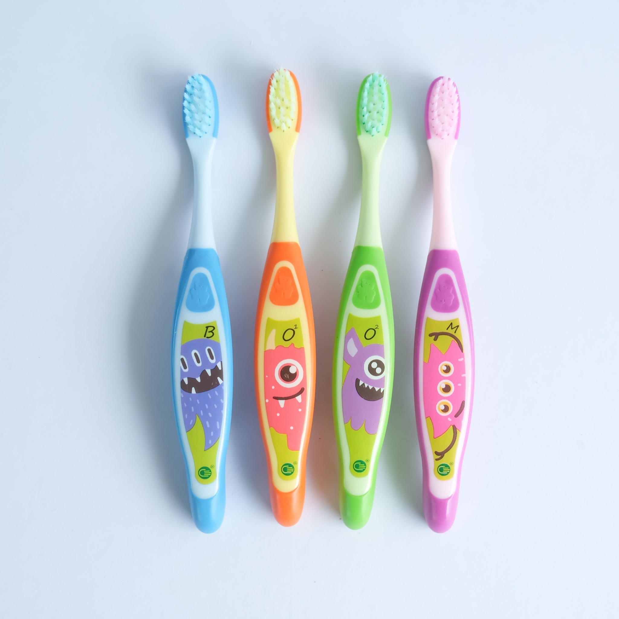 PM-19084 แปรงสีฟัน ปาล์มเมด มอนสเตอร์ บูม 3-6 ปี (12 ชิ้น)