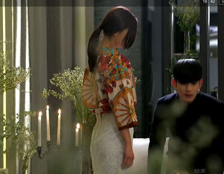 ชุดเซ็ทเสื้อและกระโปรง ส่งฟรี ems