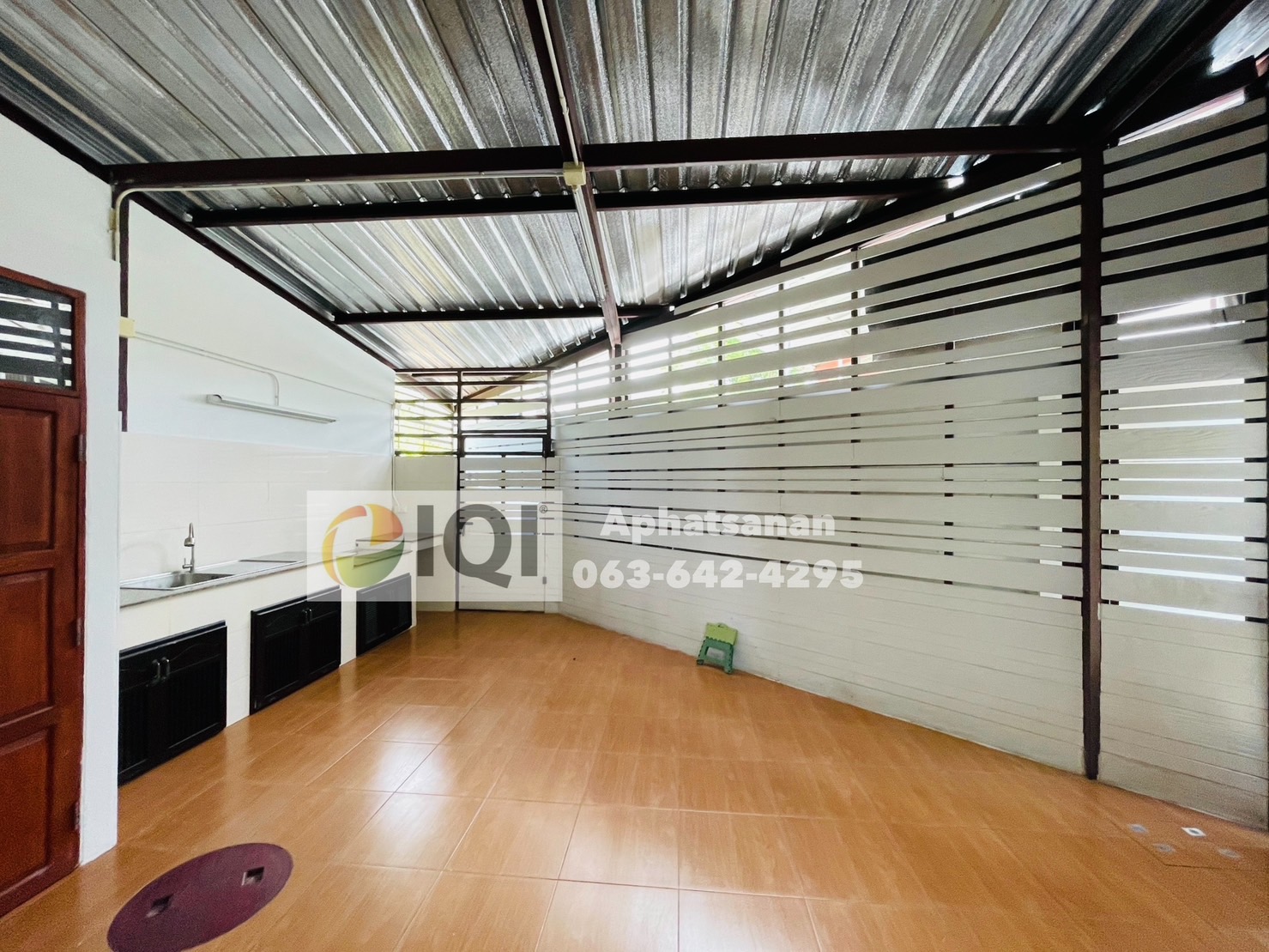 ขาย ทาวน์โฮม 2 ชั้น ธนาซิโอ รัตนาธิเบศร์ ใกล้รถไฟฟ้า MRT สามแยกบางใหญ่