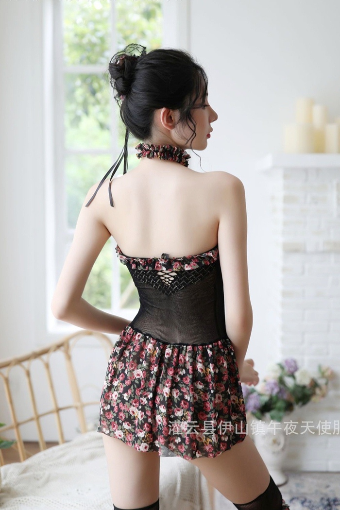 K319 ชุดตาข่ายแฟนซี ชุดตาข่ายสไตล์คอสเพลย์มาในแบบเดรสเกาะอกกระโปรงสั้นเซ็กซี่ ตัวชุดมาพร้อมกับหมวกสวยๆ ปลอกคอและถุงน่องตาข่ายอีก1คู่ตามรูป ***รหัสนี้แนะนำเลยค่ะ กระโปรงผ้านิ่มมากๆ (ในหุ่นใส่สลับหน้า-หลังให้ดูนะคะ)