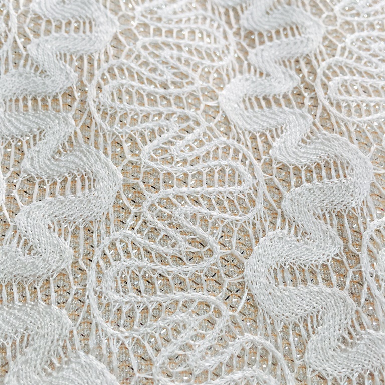 ชุดเดรสแขนกุดผ้าไหมสีเงิน ส่งฟรี ems