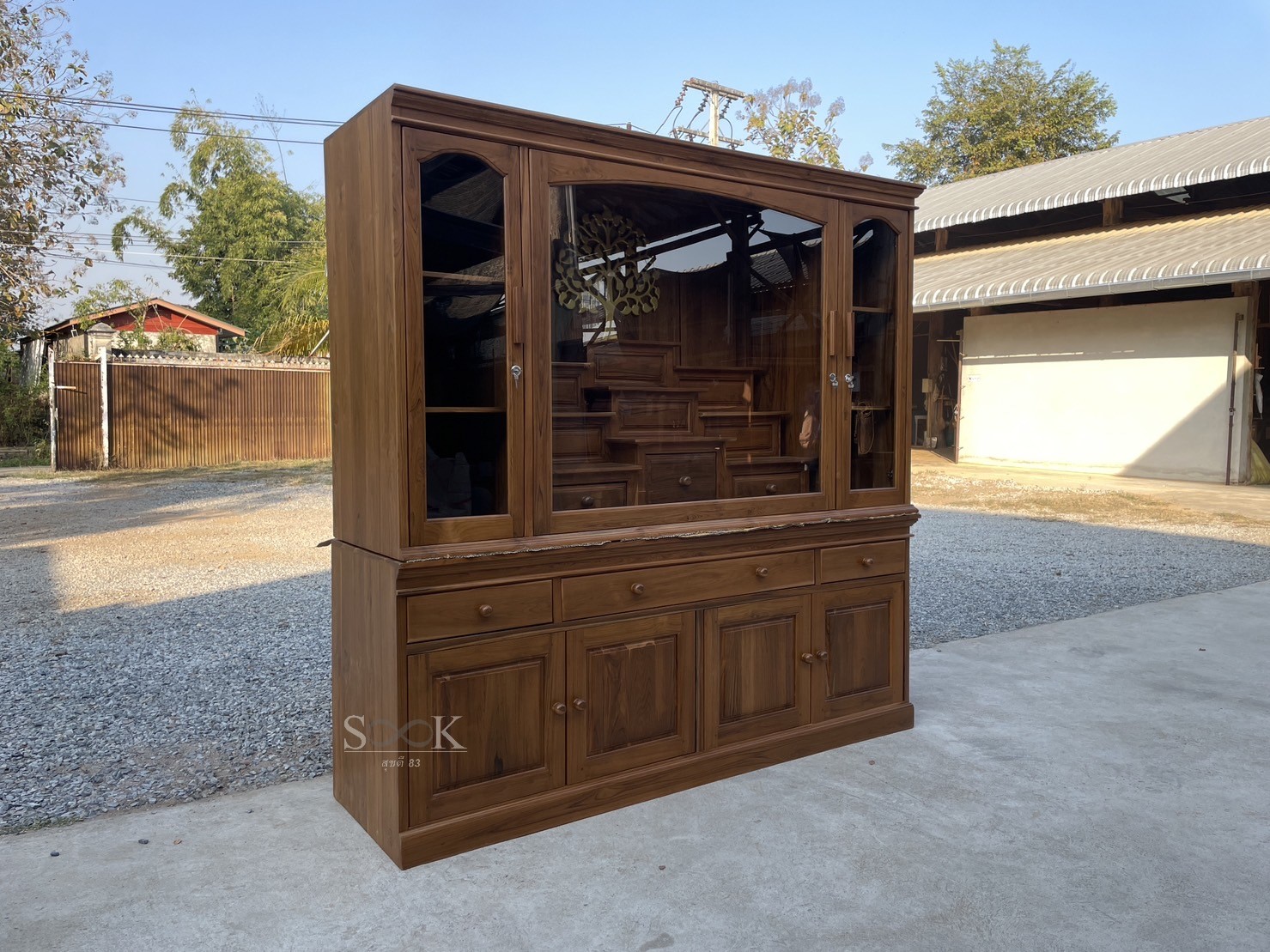 ตู้โชว์ผสมโต๊ะหมู่โมเดิร์น