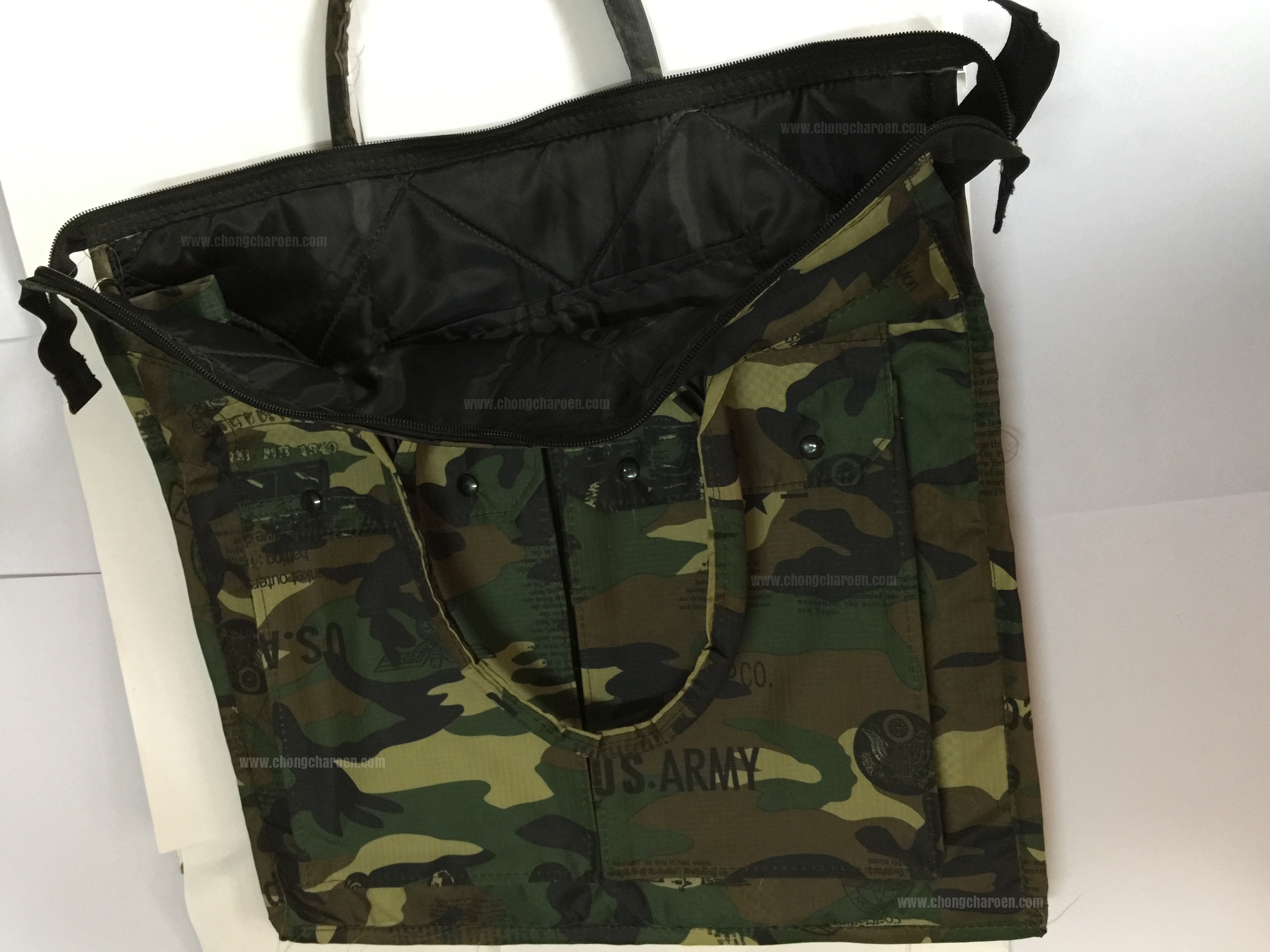 กระเป๋าซิปรอบ กระเป๋าทหาร ขนาดใหญ่ (18x18 นิ้ว)