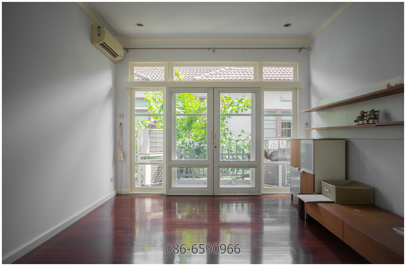 บ้านเดี่ยว หมู่บ้านลดาวัลย์ เลคโคโลเนียล 2ชั้น 164.7ตร.ว. 4ห้องนอน 3ห้องน้ำ ติดทะเลสาบ ระดับพรีเมี่ยมโดยแลนด์แอนด์เฮ้าส์