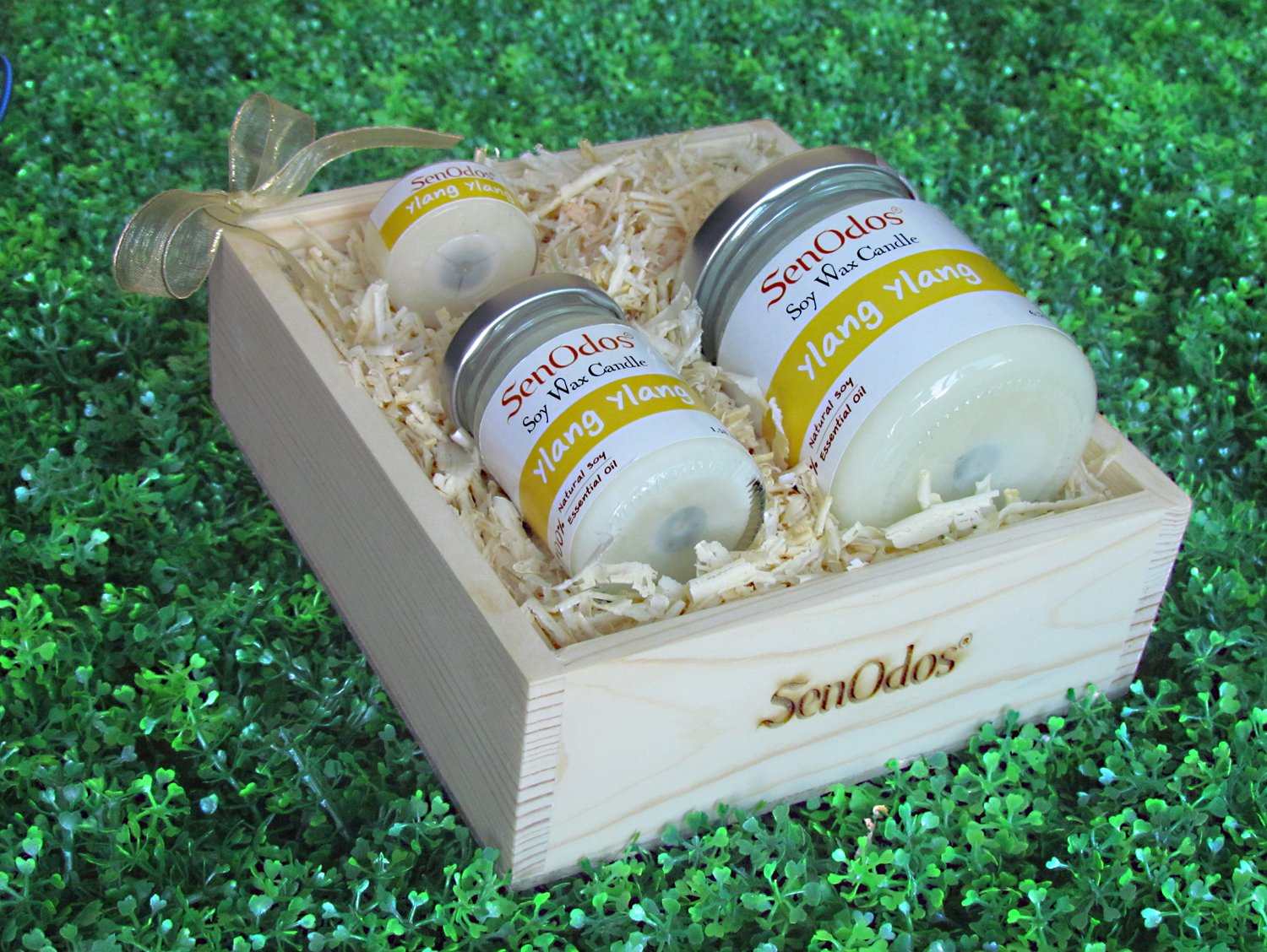 SenOdos Lover Set ชุดของขวัญ ชุดกิ๊ฟเซ็ต Gift Set เทียนหอม อโรม่า Ylang Ylang Scented Soy Candle Aroma Set ชุดเทียนกลิ่นกระดังงาแท้ บรรจุในกล่องไม้สน รูปทรงเหลี่ยม สวยงาม คุณภาพดี นำเข้าจากนิวซีแลนด์