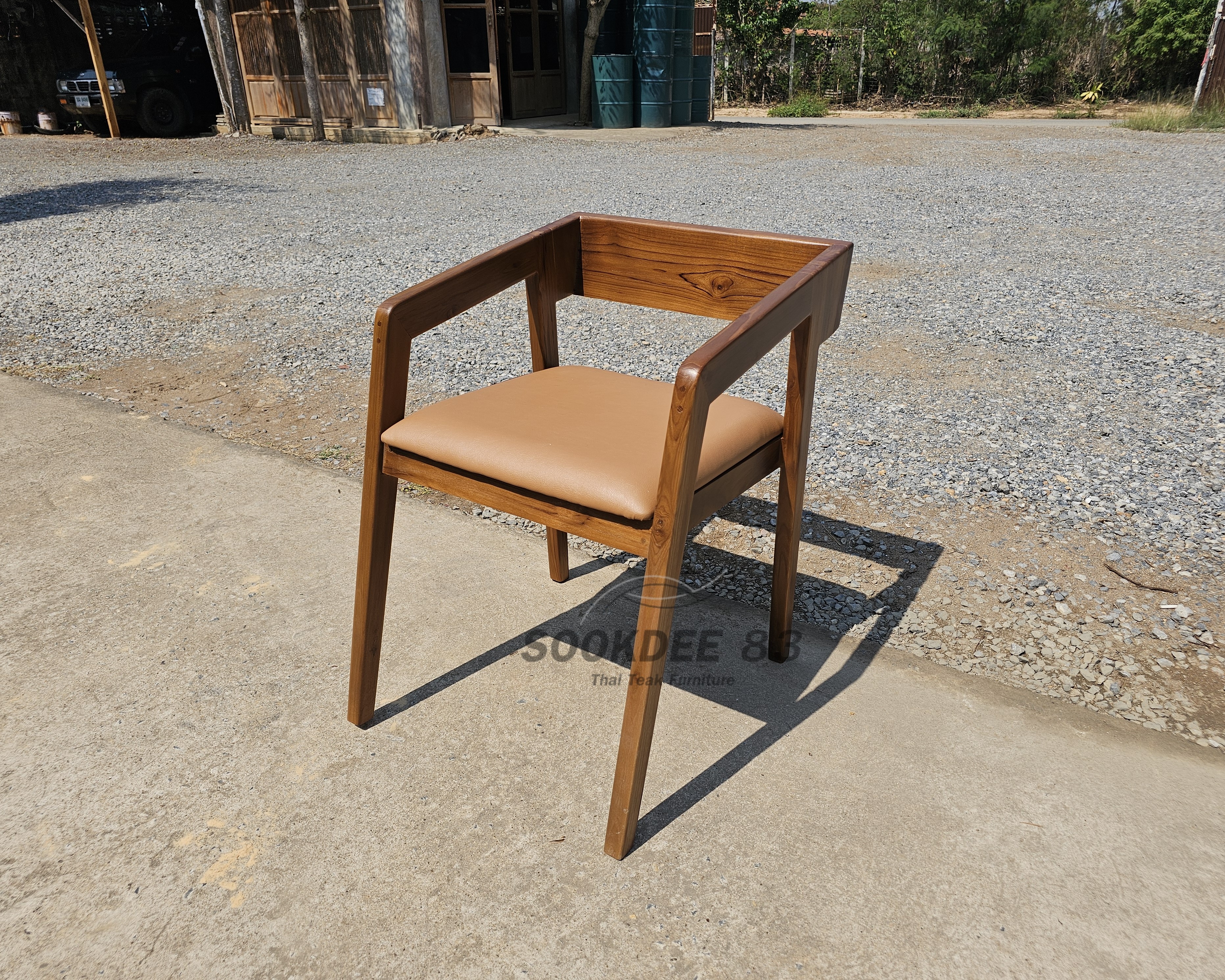 เก้าอี้แขนสโลปพนักกว้างเพิ่มเบาะ