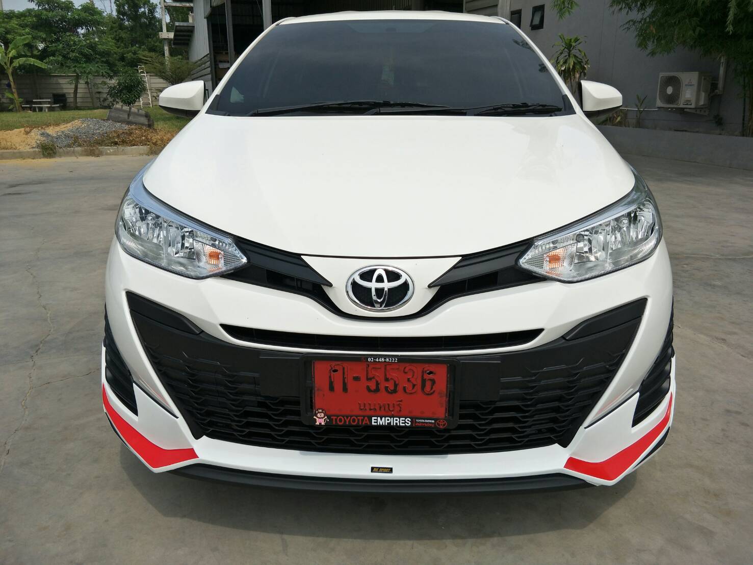 ชุดแต่ง Yaris 5 ประตู รุ่น BK ชุด 4 ชิ้น