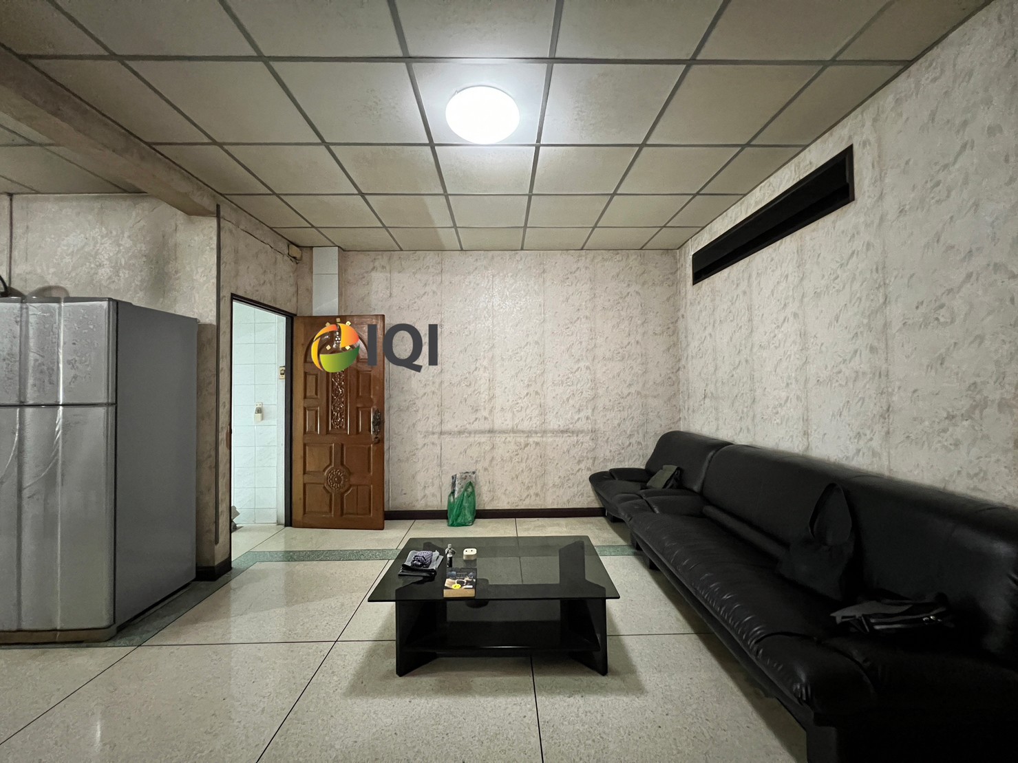 ขาย อาคารพาณิชย์ 4 ชั้นครึ่ง เลียบคลองผดุงกรุงเกษม