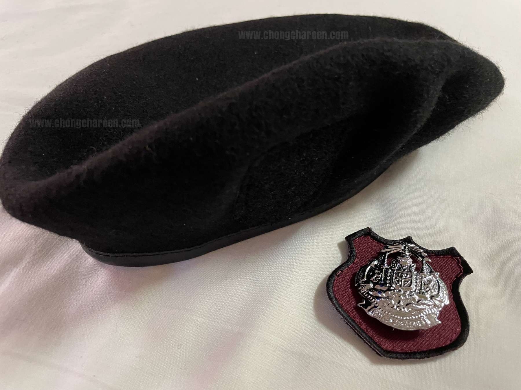 หมวกไบเล่ย์ TOP เบเร่ต์ สักหลาด ตำรวจ พร้อม หน้าหมวกตีนตุ๊กแก