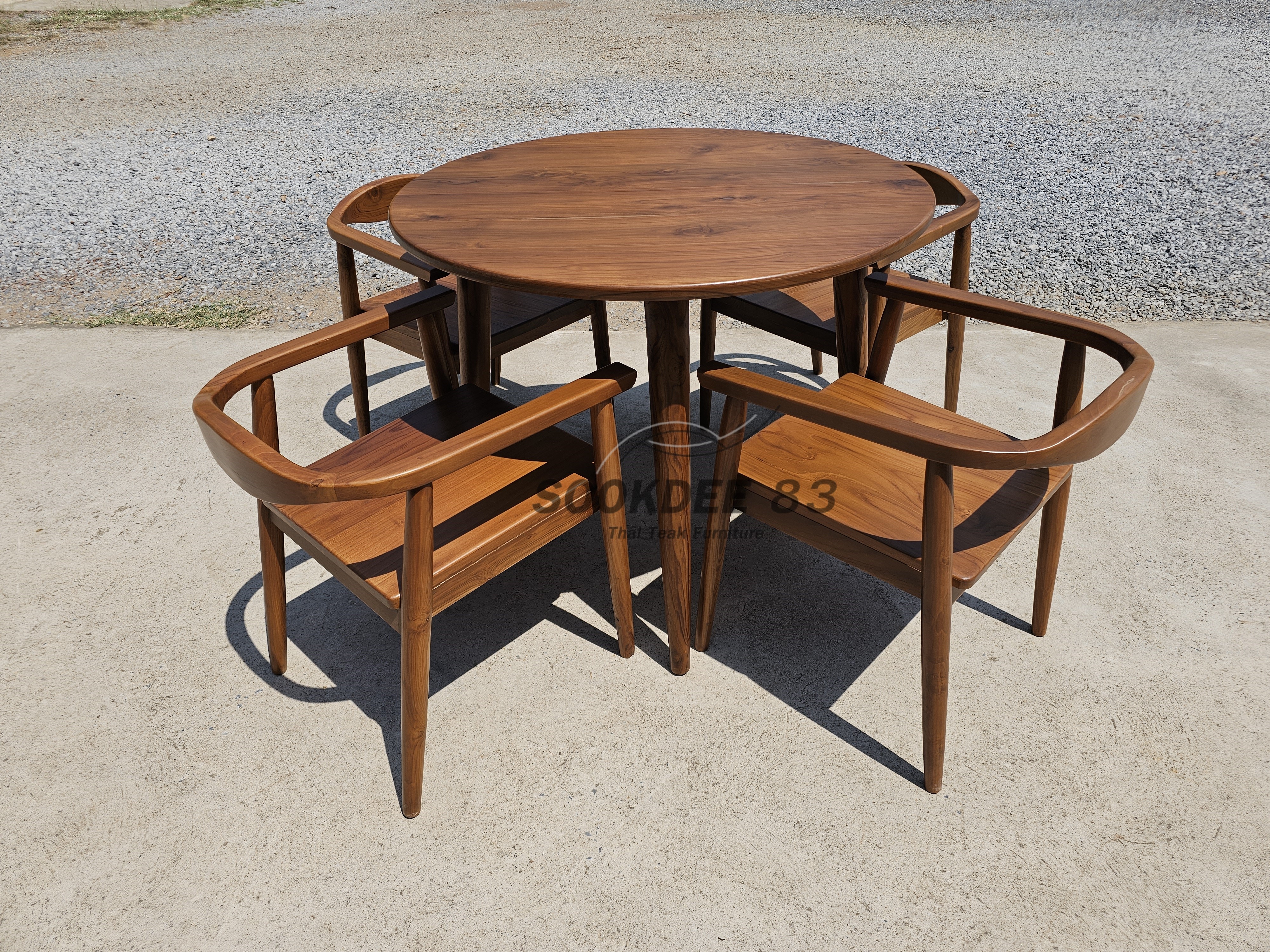 ชุดโต๊ะกลมอะเมซอน 1 ม. เก้าอี้ฮ่องกง