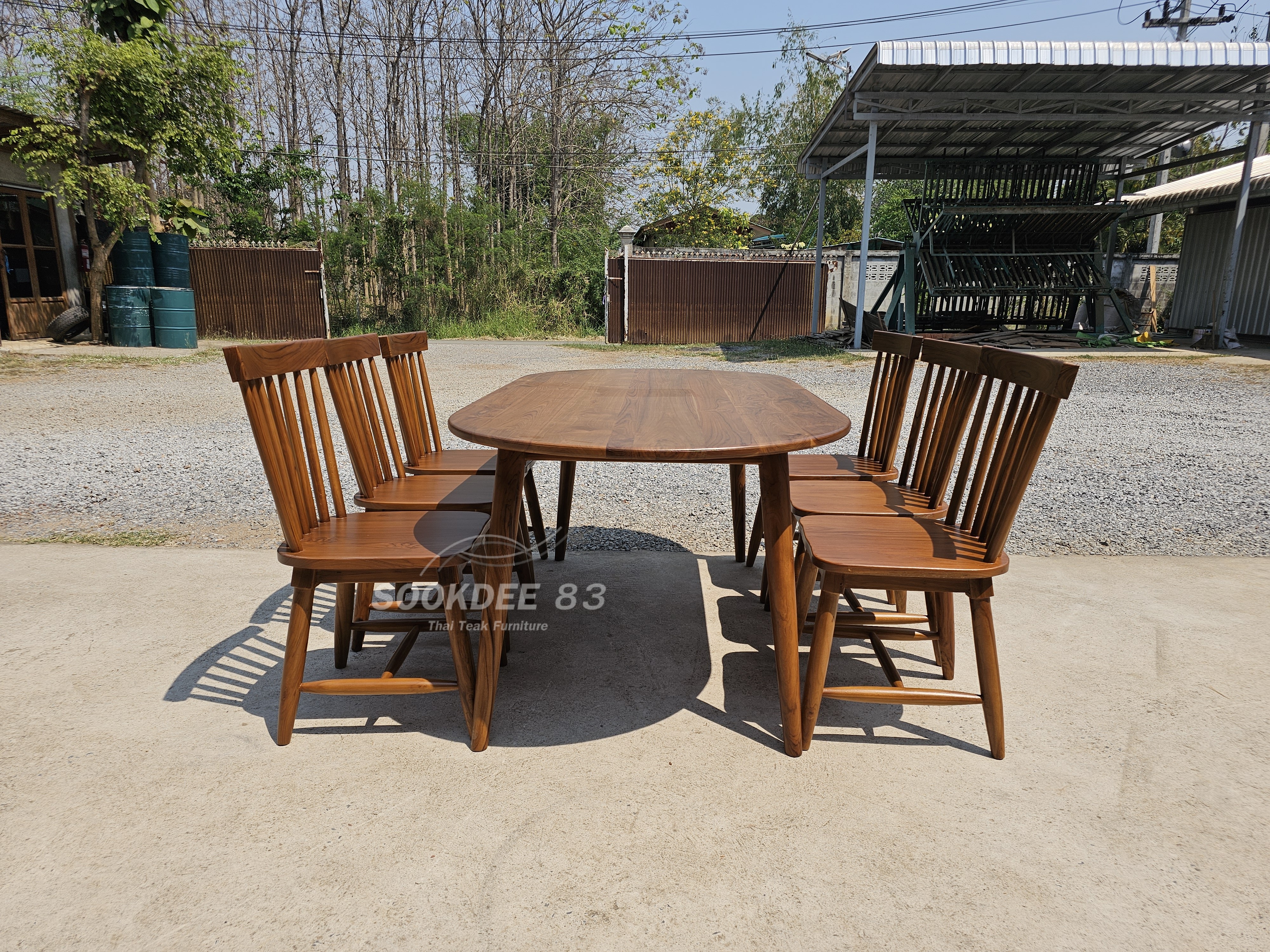 ชุดโต๊ะกินข้าววงรีขาเฉียงมินิมอล 2 ม. เก้าอี้อลิส