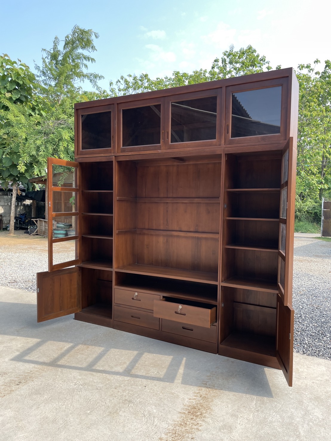 ตู้โชว์วางทีวี