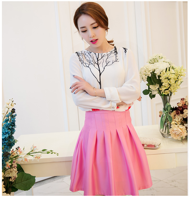 ชุดเซ็ทเสื้อและกระโปรง ส่งฟรี ems