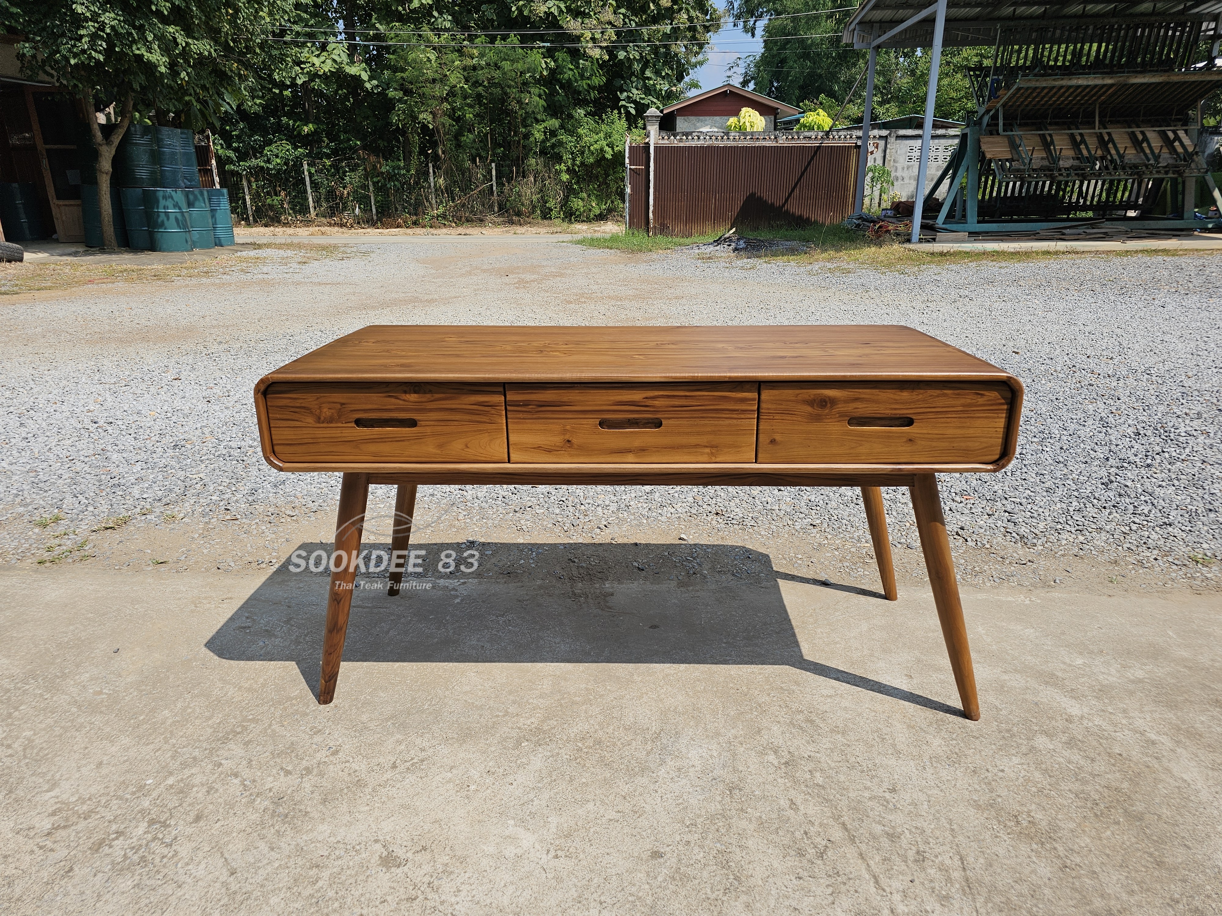 โต๊ะทำงานสไตล์มินิมอล 1.50 ม. 3 ลิ้นชัก