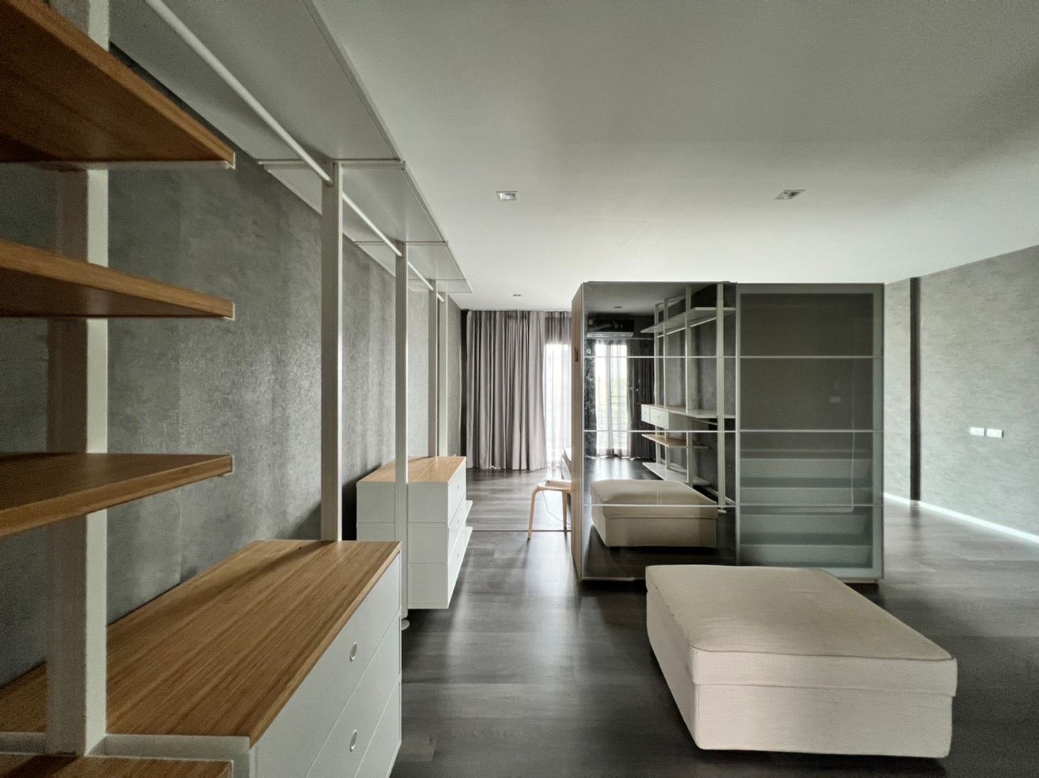 ขายโฮมออฟฟิศ สูง 3 ชั้นครึ่ง 2 คูหา หลังมุม ในโครงการ Cascade Bangna บนทำเล ถนน บางนา-ตราด กม.5 ขาเข้าถนนสุขุมวิท