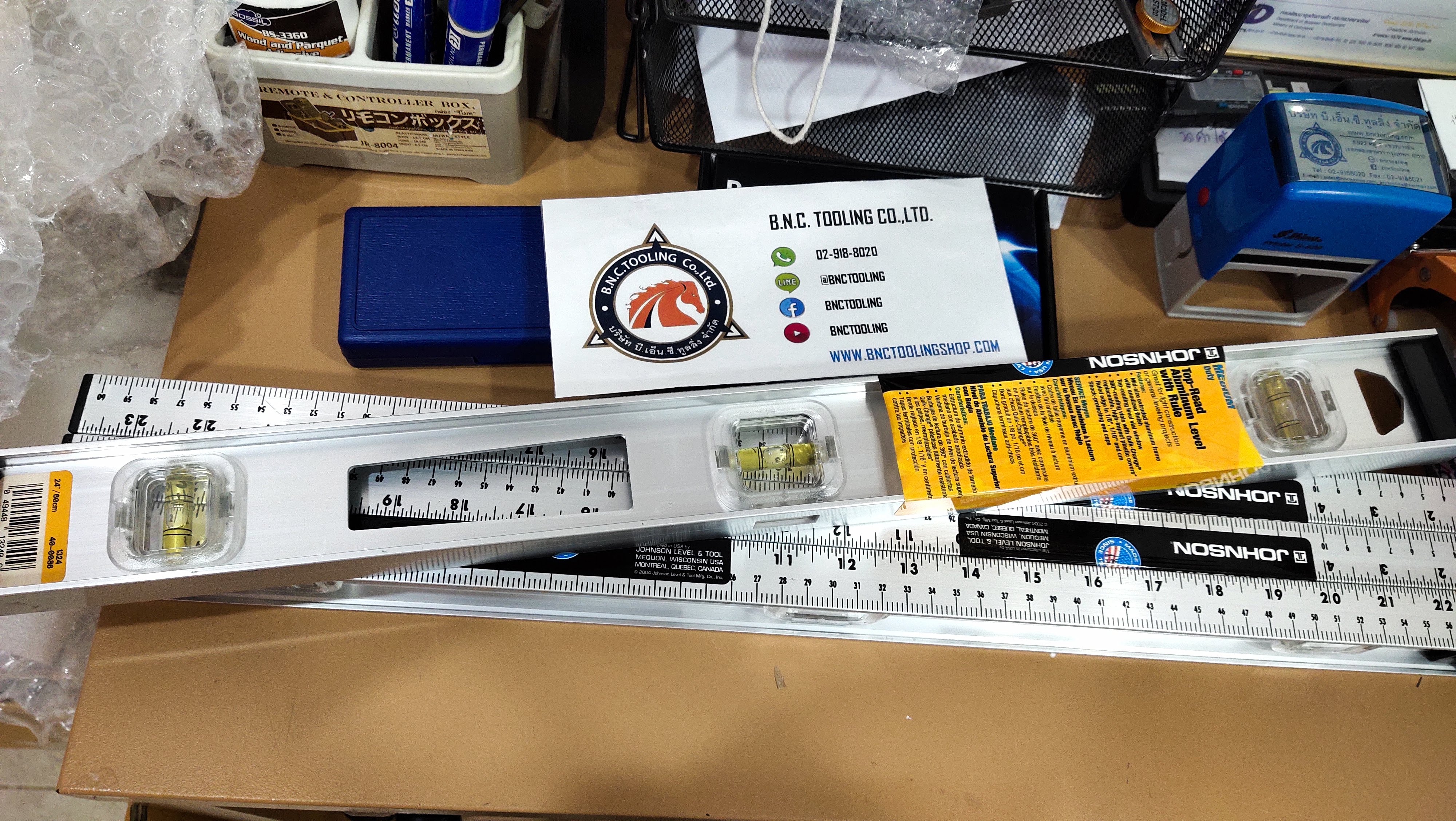 Johnson Level & Tool 1324 24-Inch Project Top-Read Aluminum Level w/Rule