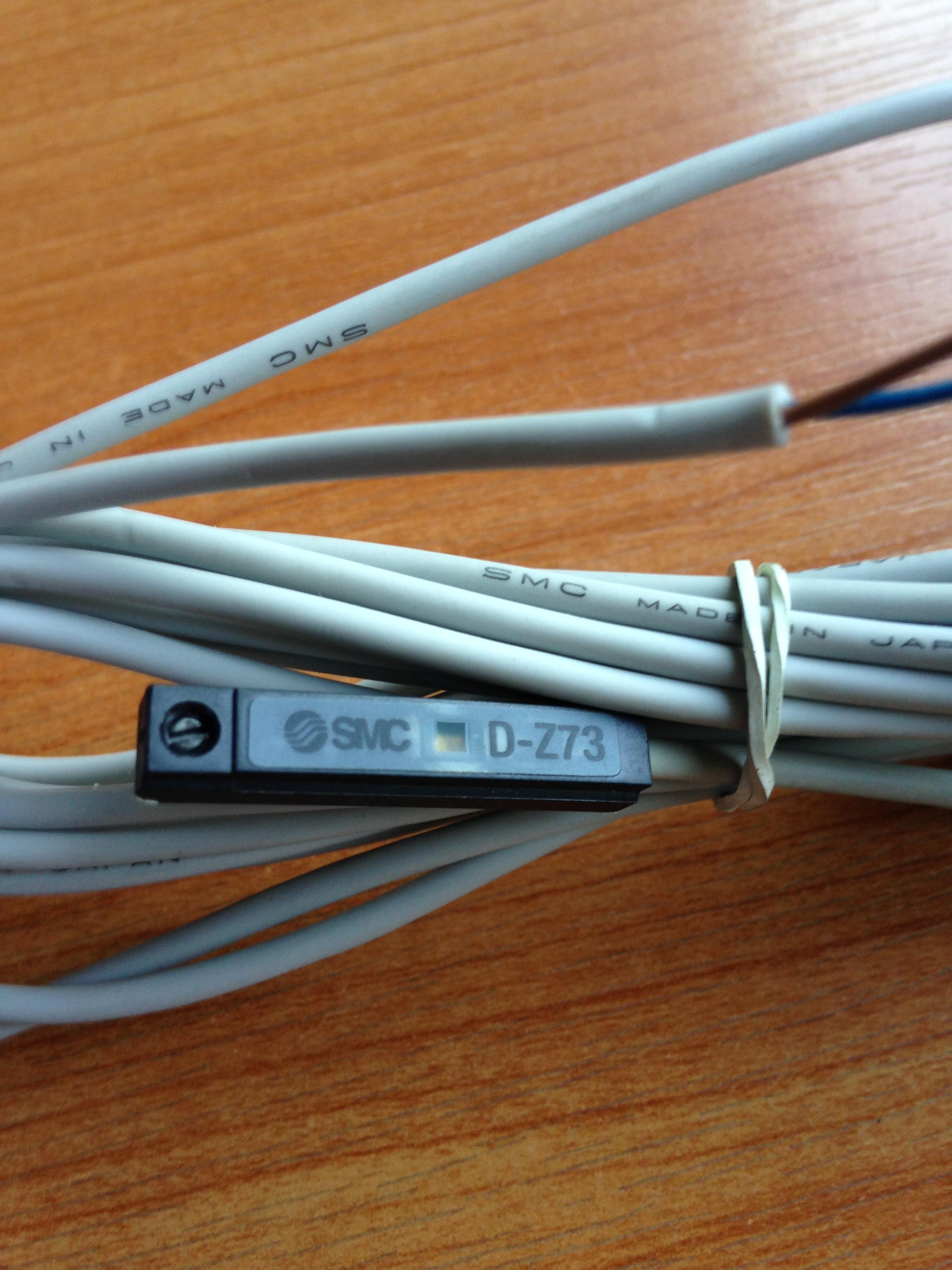 Reed Switch ยี่ห้อ SMC รุ่น D-Z76 (ของใหม่)